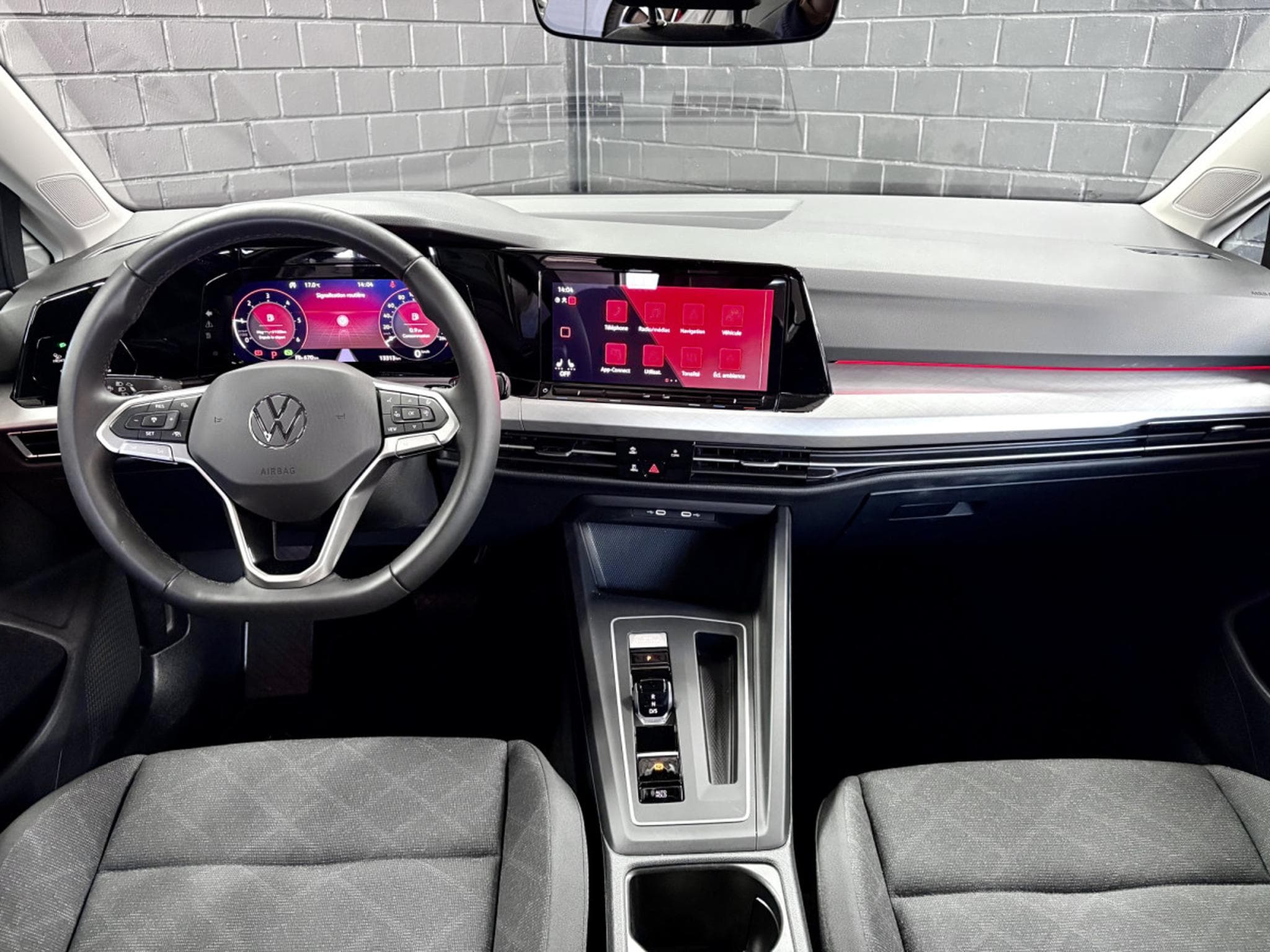 VW Golf Life 2.0 TDI DSG7 115 CV *4 SAISONS* ACC * CARPLAY* (2023) - Foto 9