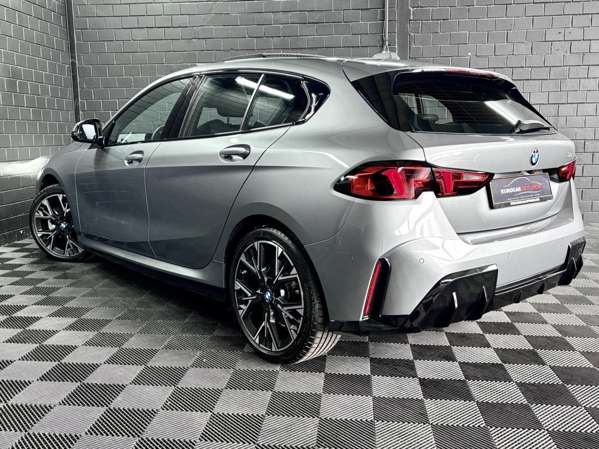 BMW 120 120iA M-Sport 170CV (F70) *PANO*Sièges Chauffants*Shadow Lin (2025) - Foto 5