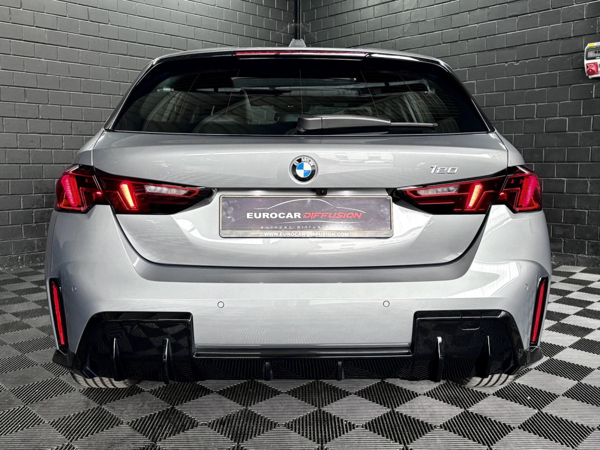 BMW 120 120iA M-Sport 170CV (F70) *PANO*Sièges Chauffants*Shadow Lin (2025) - Foto 6