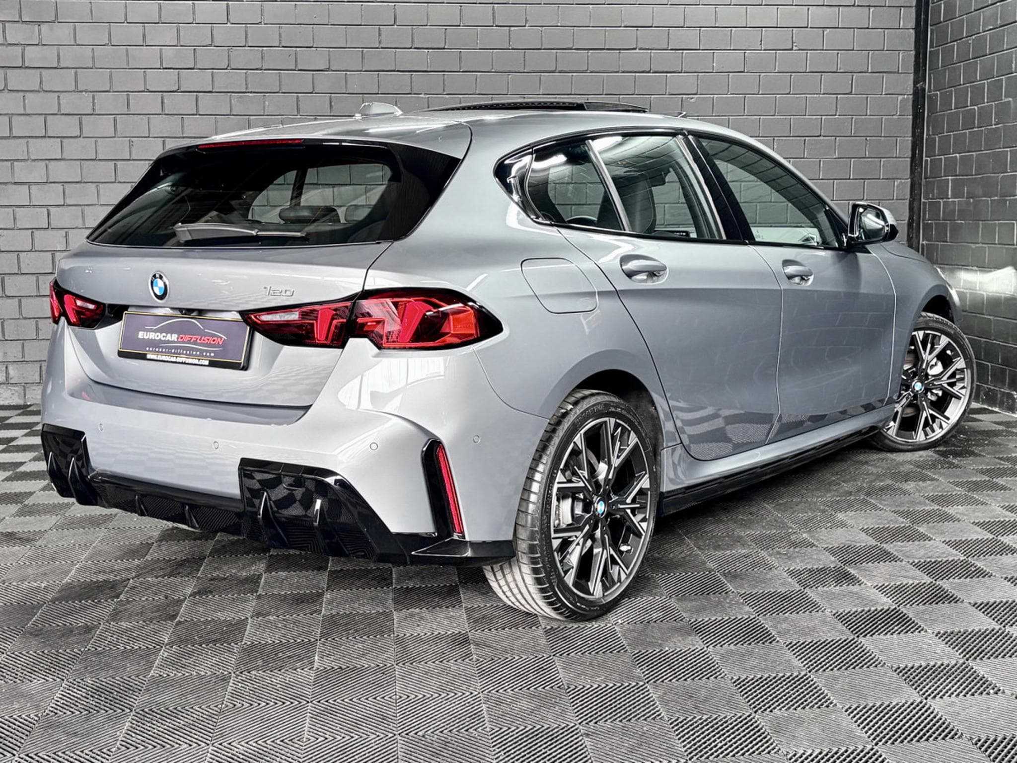 BMW 120 120iA M-Sport 170CV (F70) *PANO*Sièges Chauffants*Shadow Lin (2025) - Foto 7