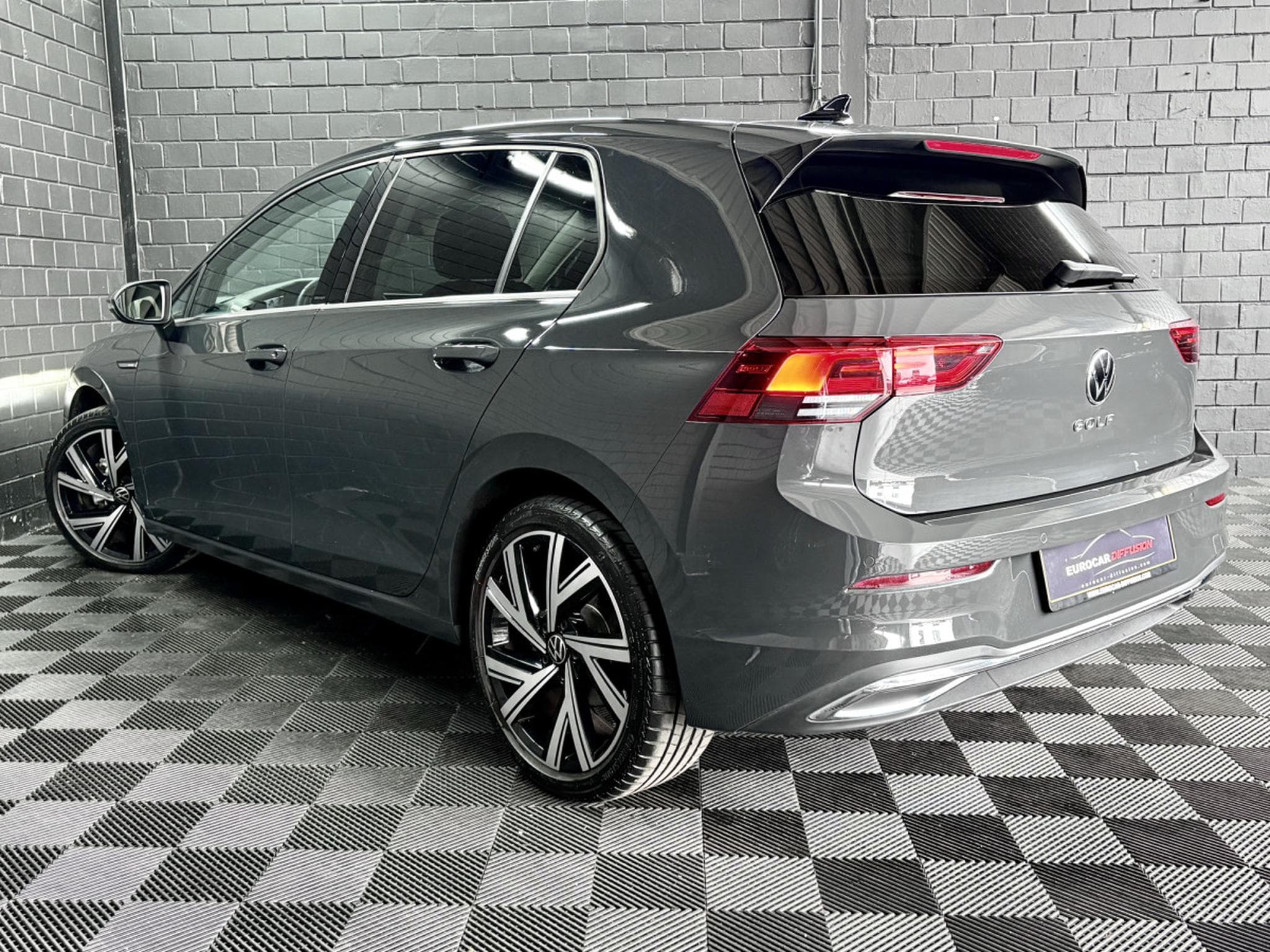 VW Golf STYLE 2.0 TDI 150CV DSG7 *CAMERA* NAVI * SIEGES CHAUFF* (2024) - Foto 4