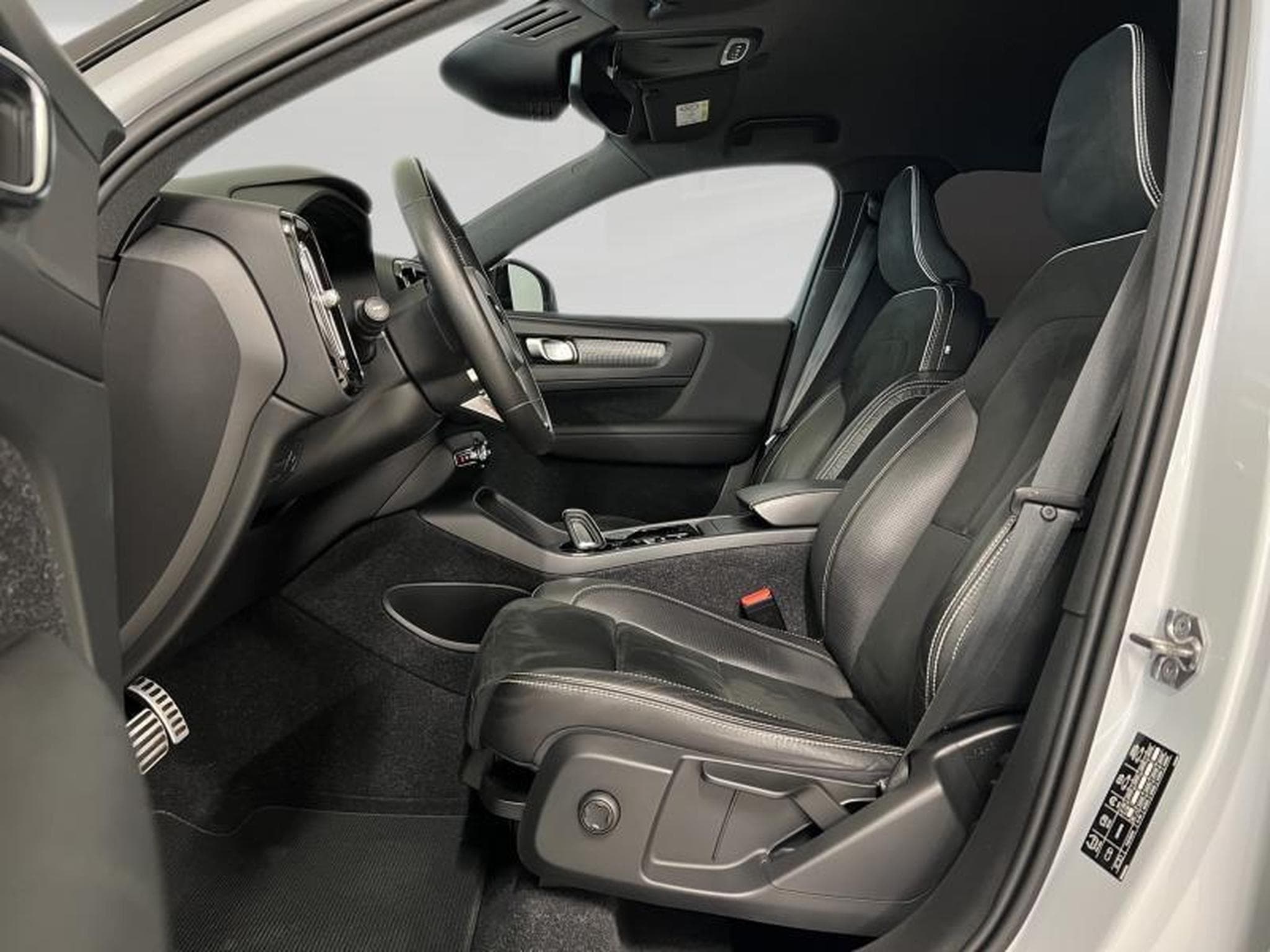 Volvo XC40 R-Design (2020) - Foto 9
