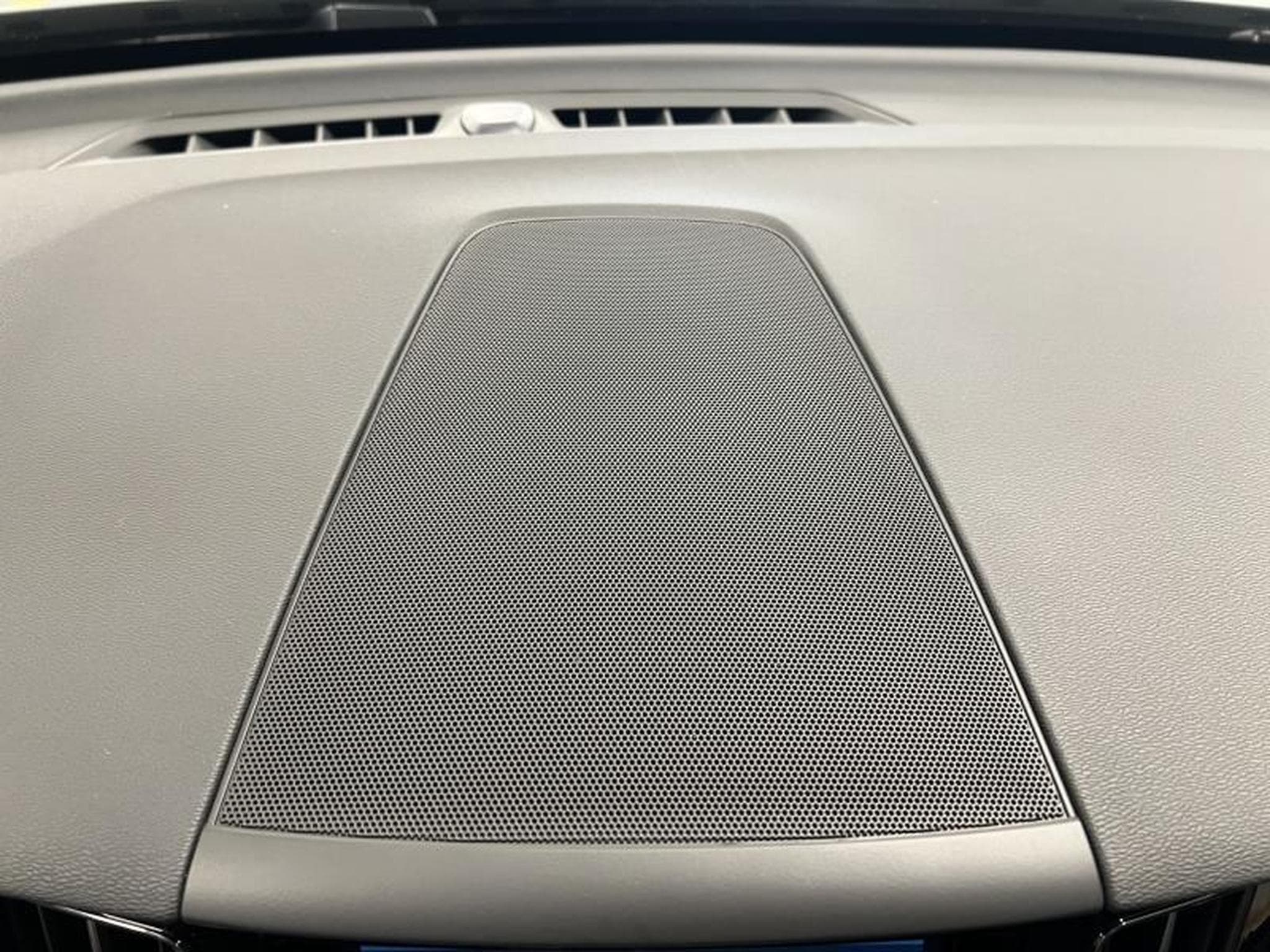 Volvo XC60 Core (2024) - Foto 13