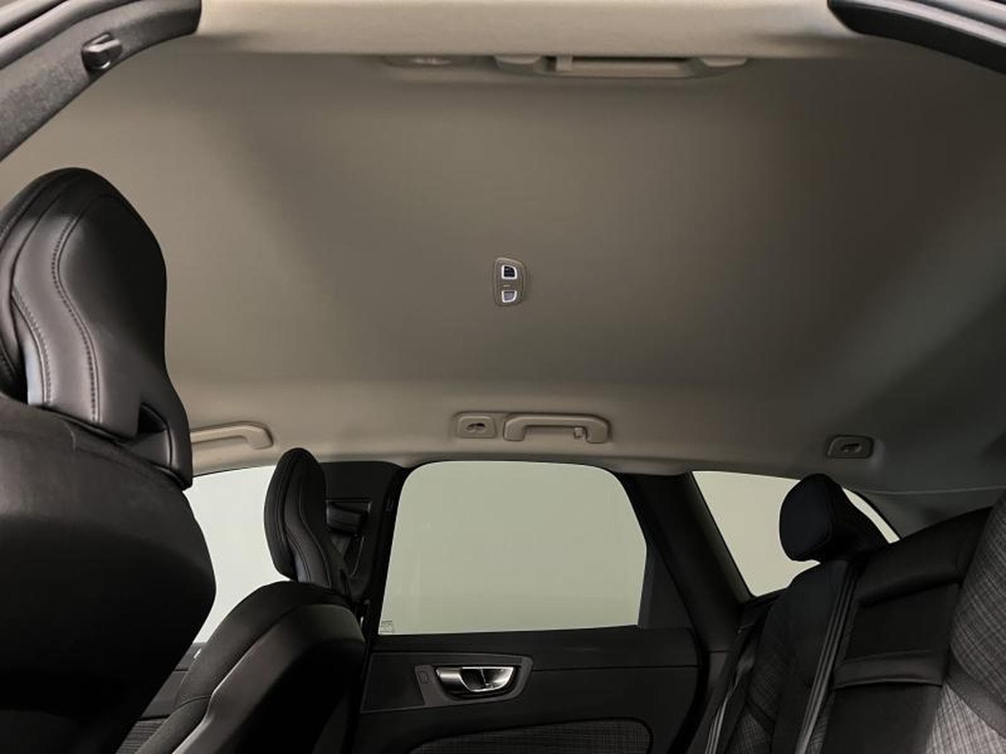 Volvo XC60 Core (2024) - Foto 15