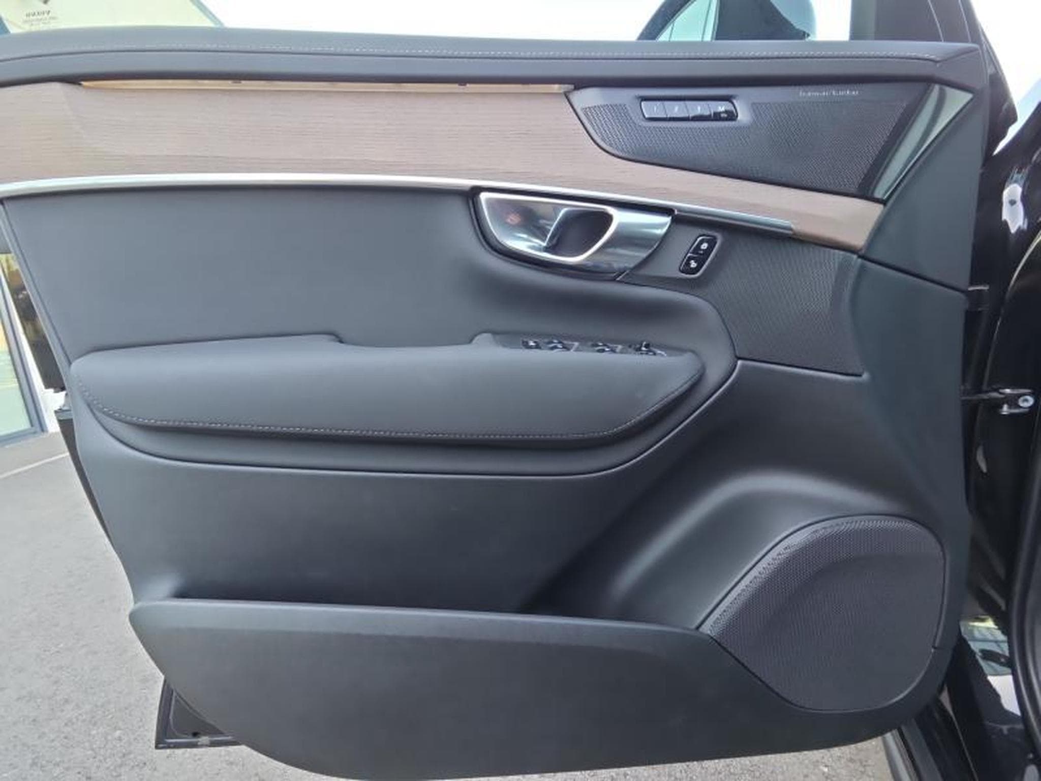 Volvo XC90 T8 Ultra Dark Auto / Essence (2025) - Foto 20