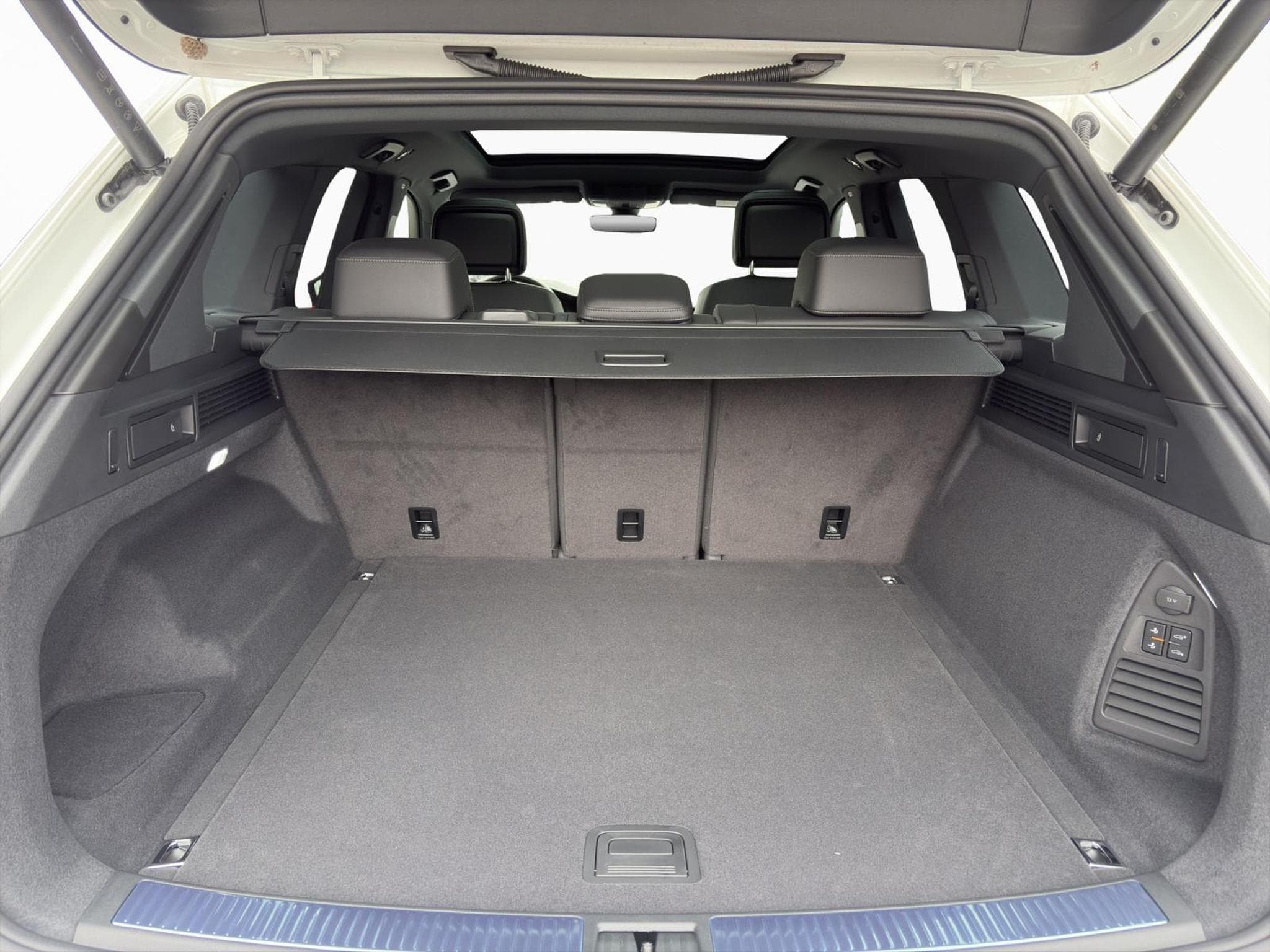 VW Touareg R-Line (2026) - Foto 15