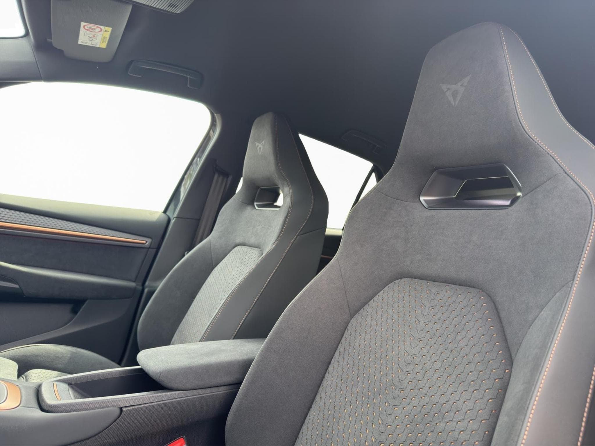 Cupra Born 140 kW/58 kWh (2026) - Foto 13