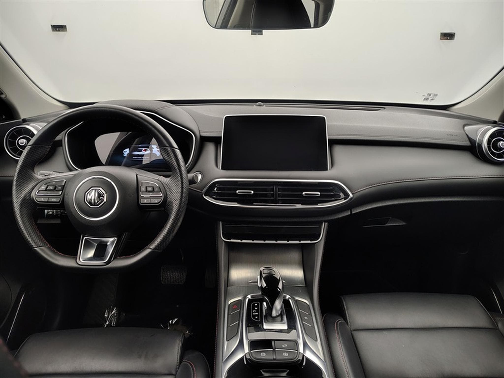 MG HS 1.5 T-GDi 160cv BVA Comfort NAVI / FULL LED / CUIR / CAMERA (2024) - Foto 8
