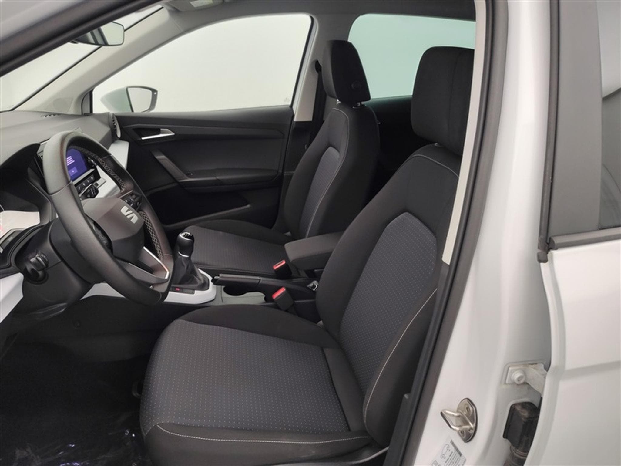 Seat Arona 1.0 TSI Style (2022) - Foto 7