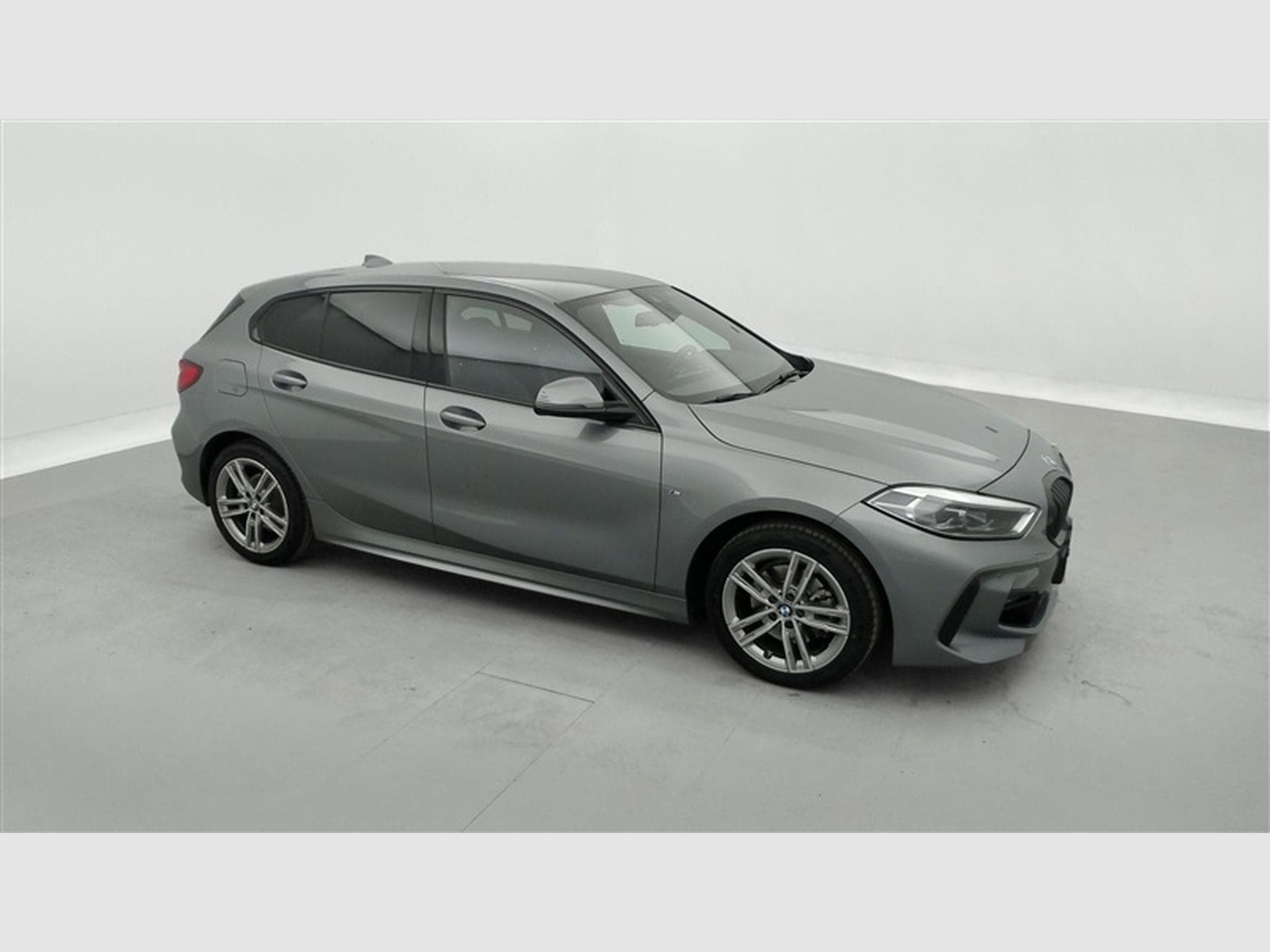 BMW 118 iA OPF PACK M NAVI/CARPLAY/PDC AV-AR (2023) - Foto 23