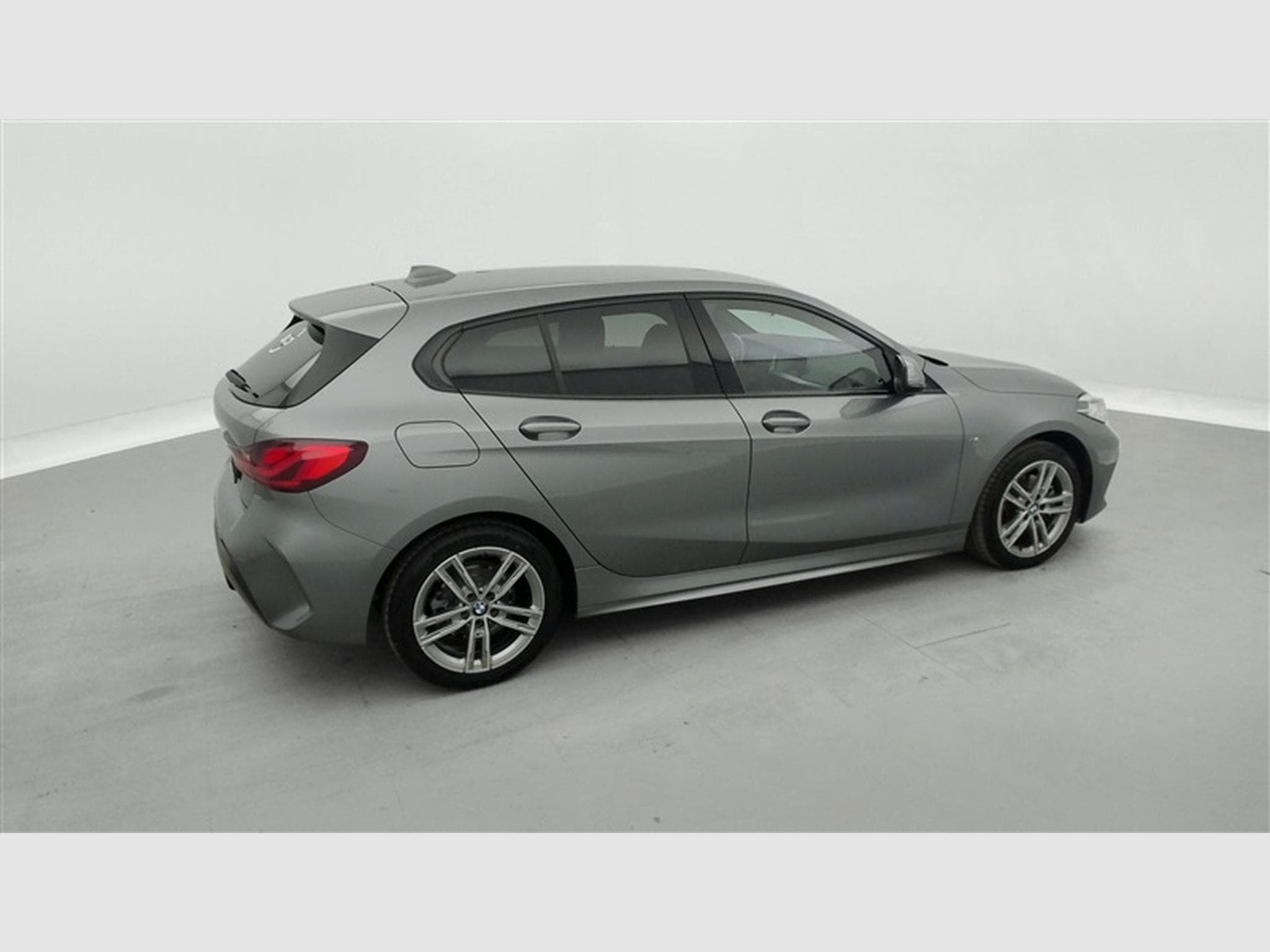 BMW 118 iA OPF PACK M NAVI/CARPLAY/PDC AV-AR (2023) - Foto 25