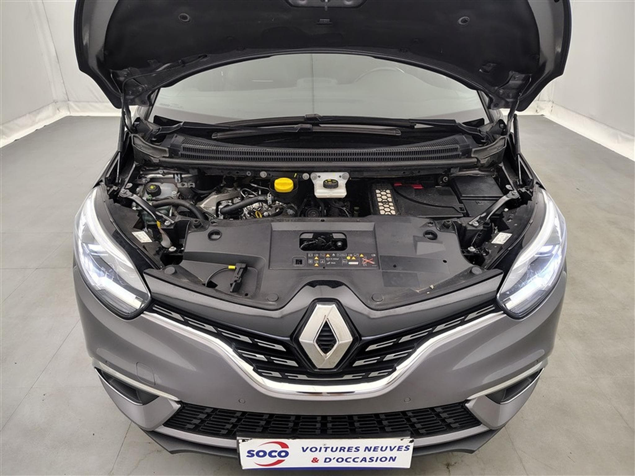 Renault Scenic 1.33 TCe 140cv EDC Black Edition 7pl. NAVI / FULL LED / PANO (2022) - Foto 21