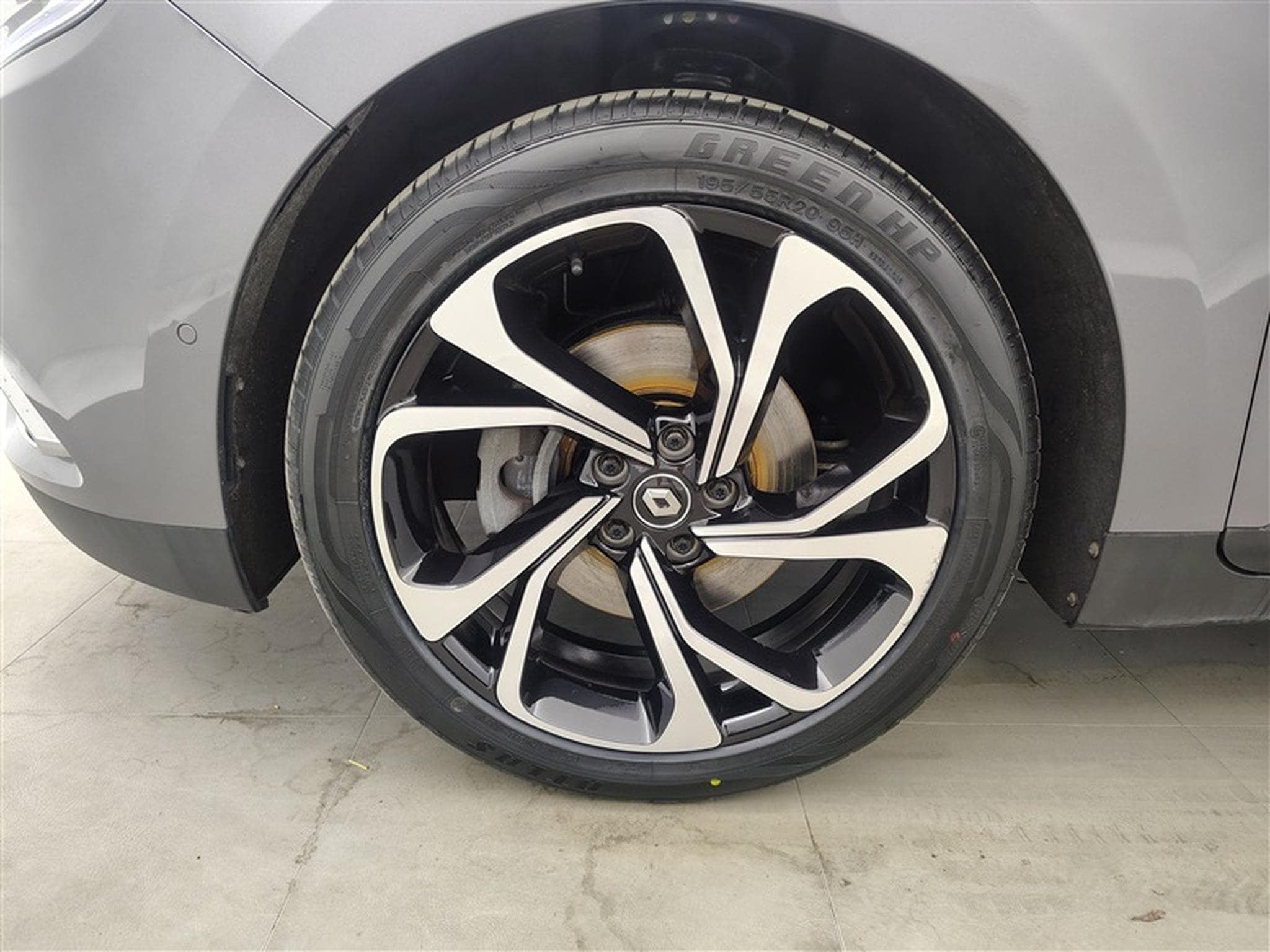 Renault Scenic 1.33 TCe 140cv EDC Black Edition 7pl. NAVI / FULL LED / PANO (2022) - Foto 6