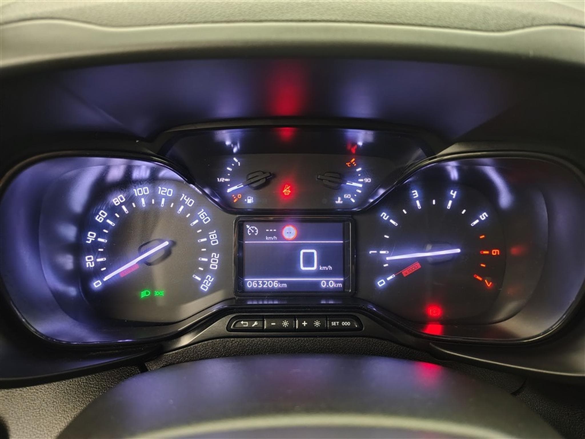 Citroen Berlingo 1.2 PureTech M Light 5PL (2024) - Foto 10