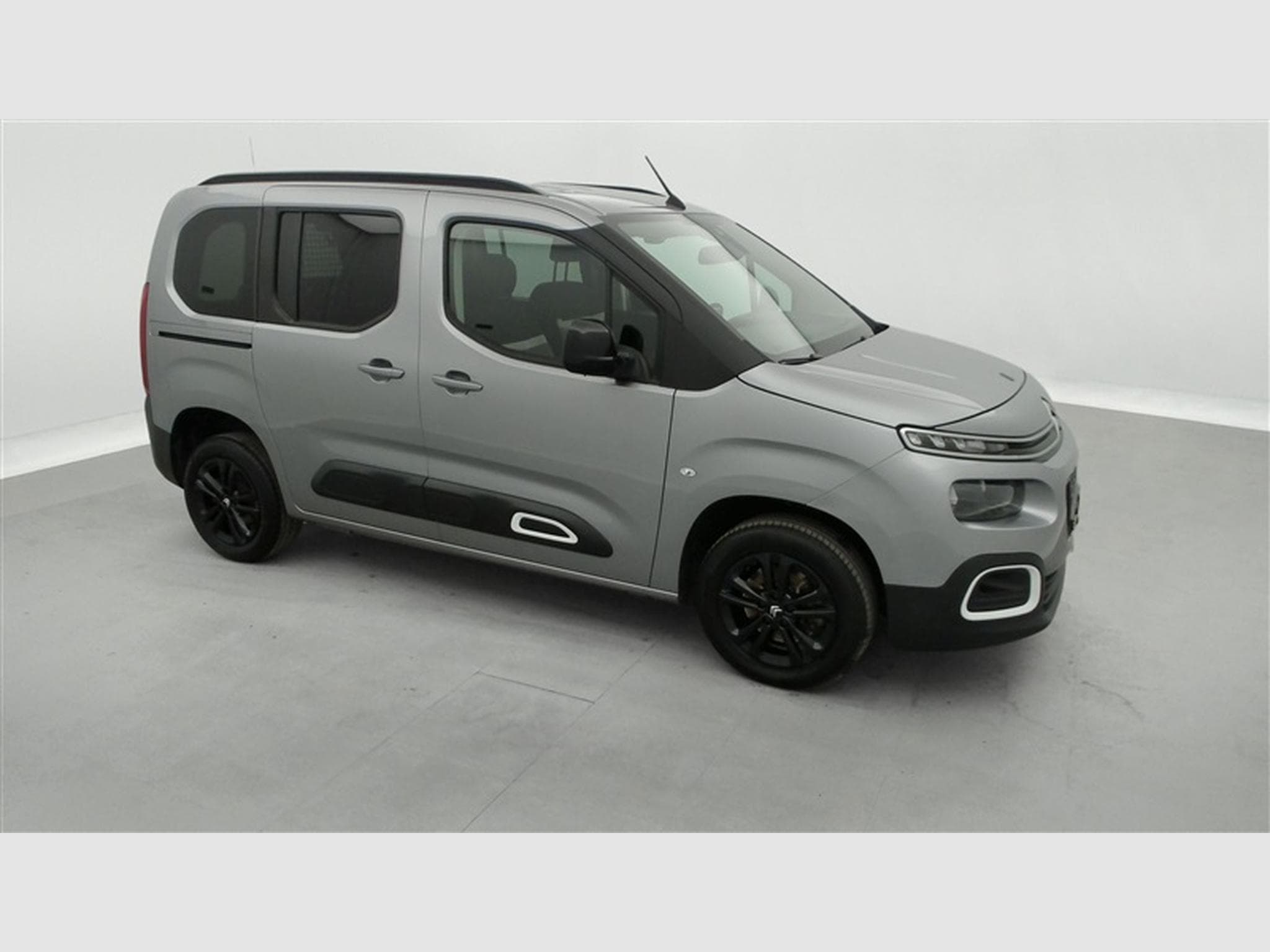 Citroen Berlingo 1.2 PureTech M Light 5PL (2024) - Foto 24