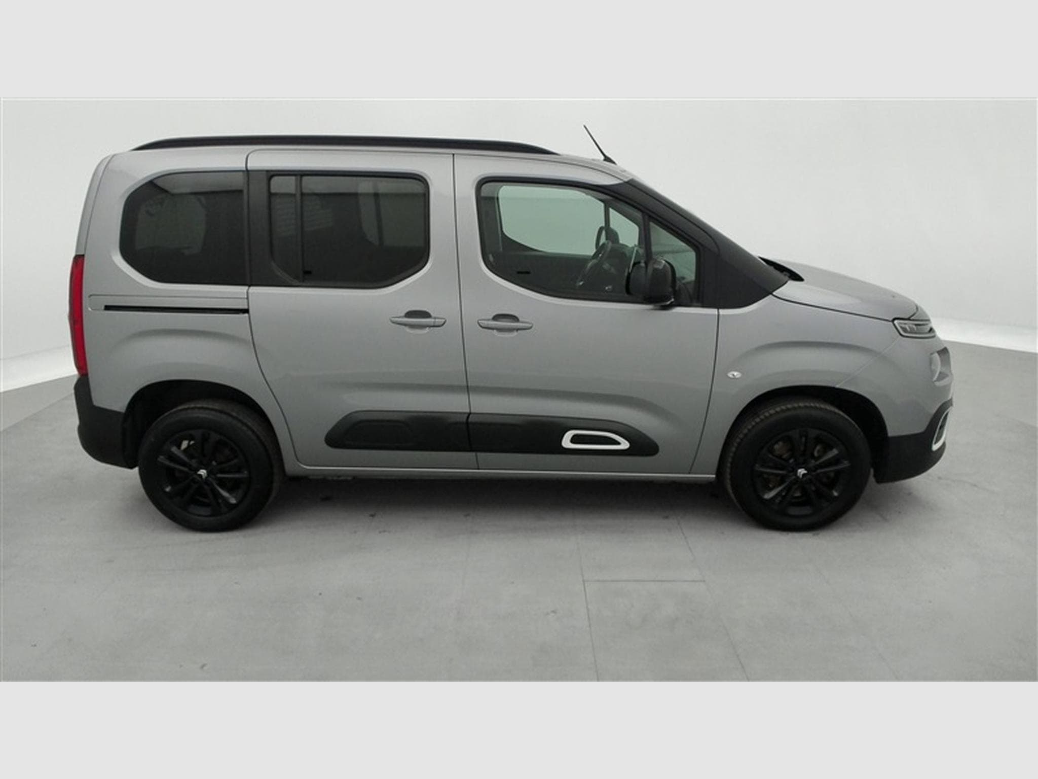 Citroen Berlingo 1.2 PureTech M Light 5PL (2024) - Foto 25