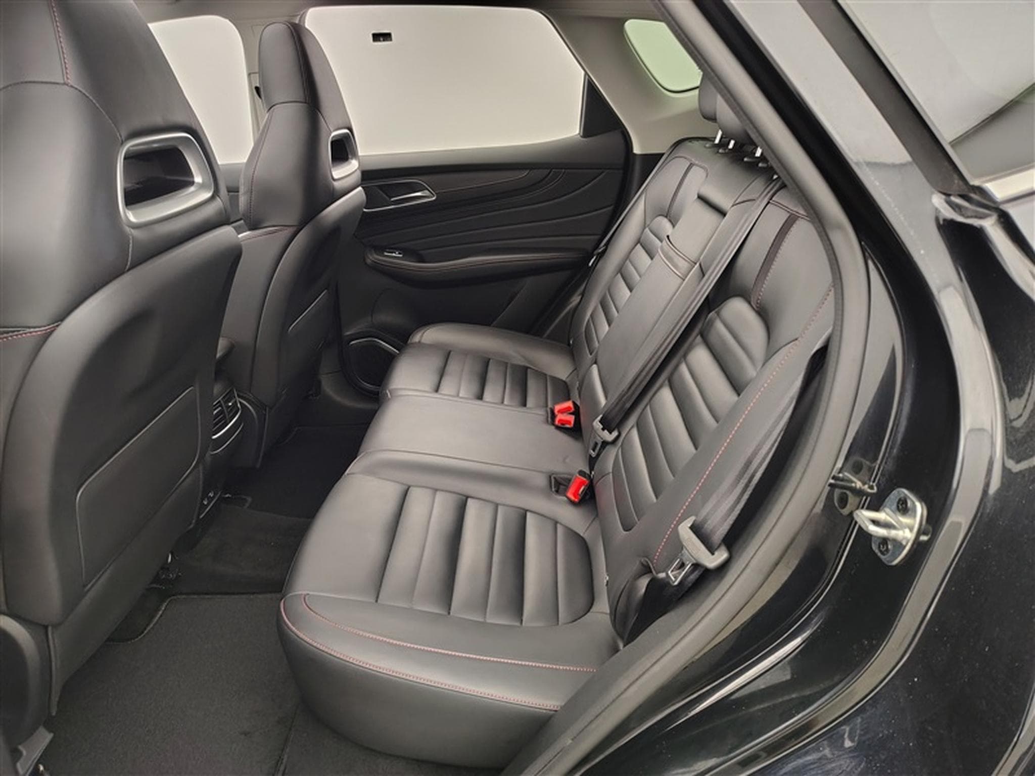 MG HS 1.5 T-GDi 160cv BVA Luxury NAVI / FULL LED / CUIR / PANO (2024) - Foto 13