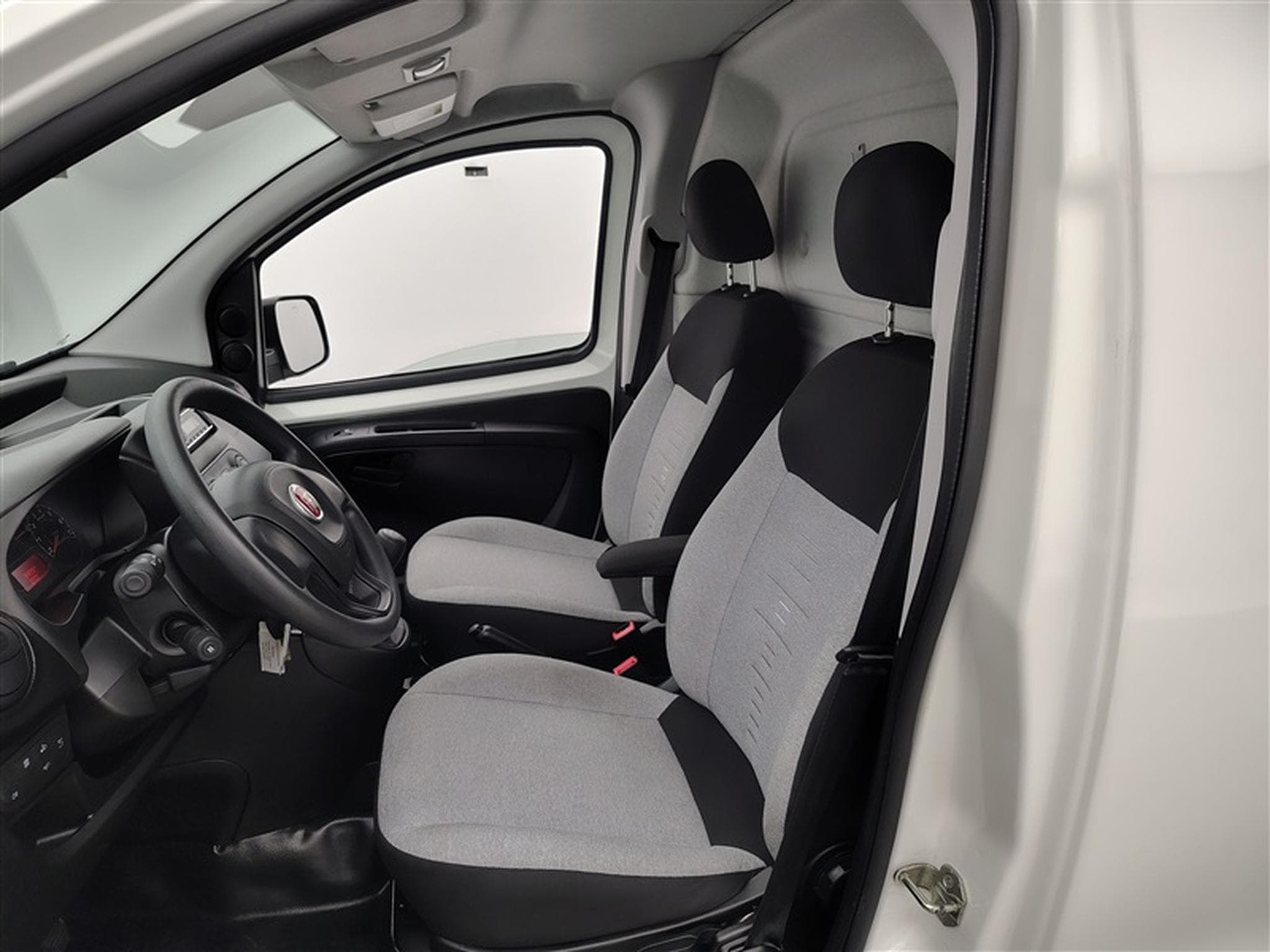 Fiat Fiorino 1.3 Multijet 95Cv Cargo CLIM (2023) - Photo 7