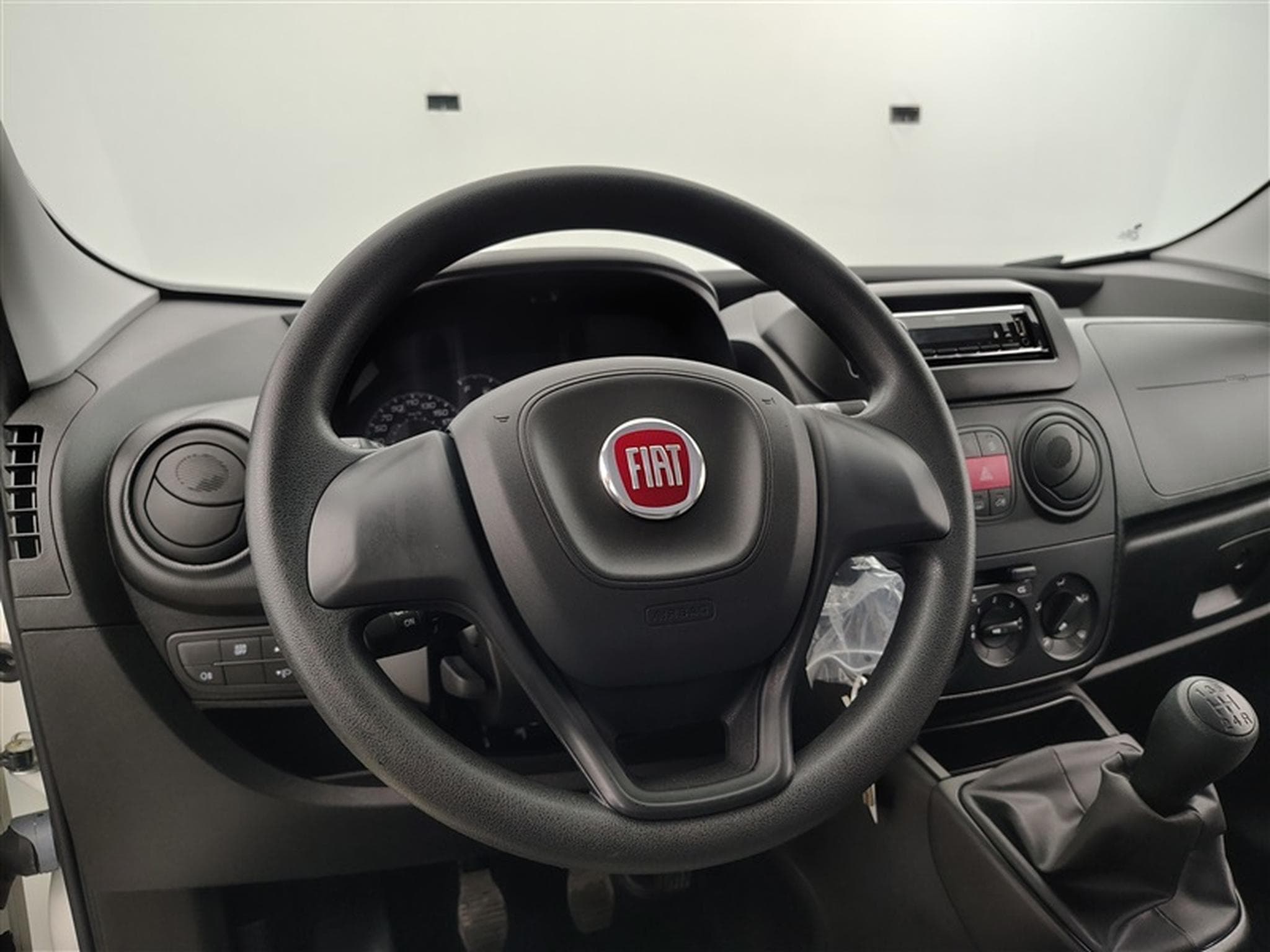 Fiat Fiorino 1.3 Multijet 95Cv Cargo CLIM (2023) - Photo 9