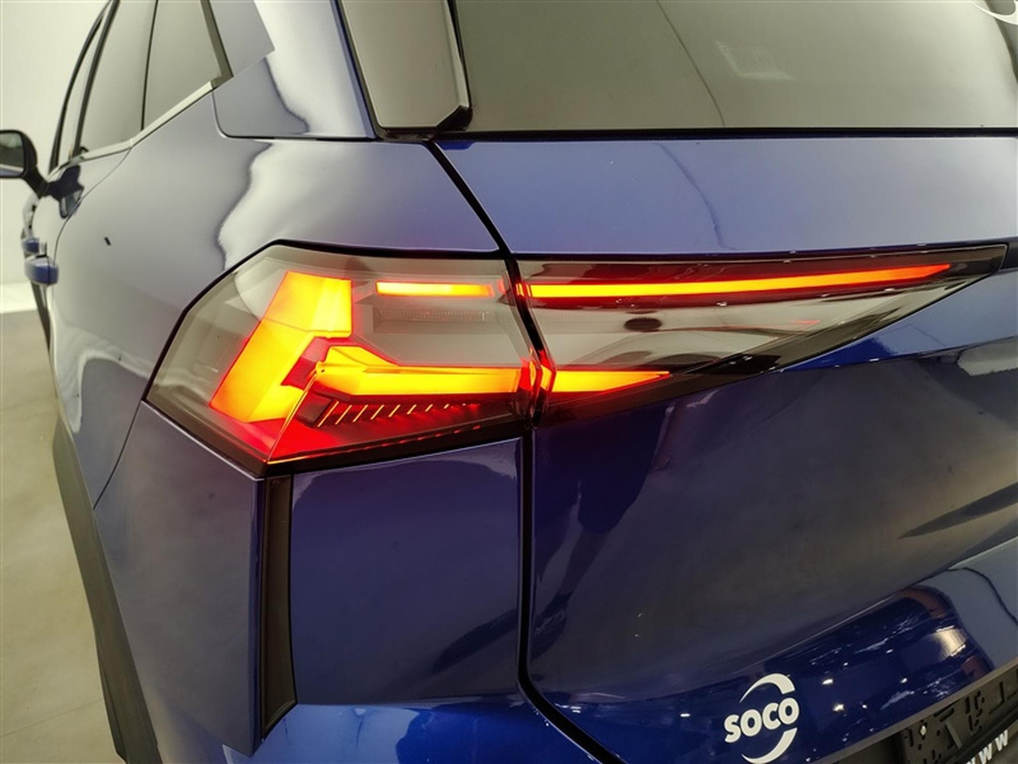 Renault Symbioz E-TECH 1.6i Techno (2025) - Foto 16