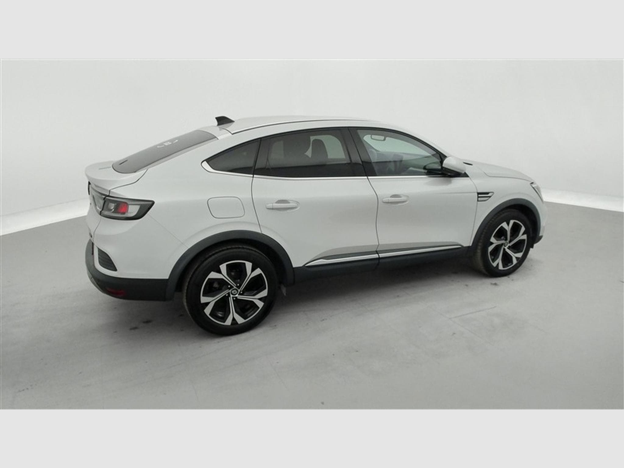 Renault Arkana 1.3 TCe MHEV TECHNO EDC (2024) - Foto 25