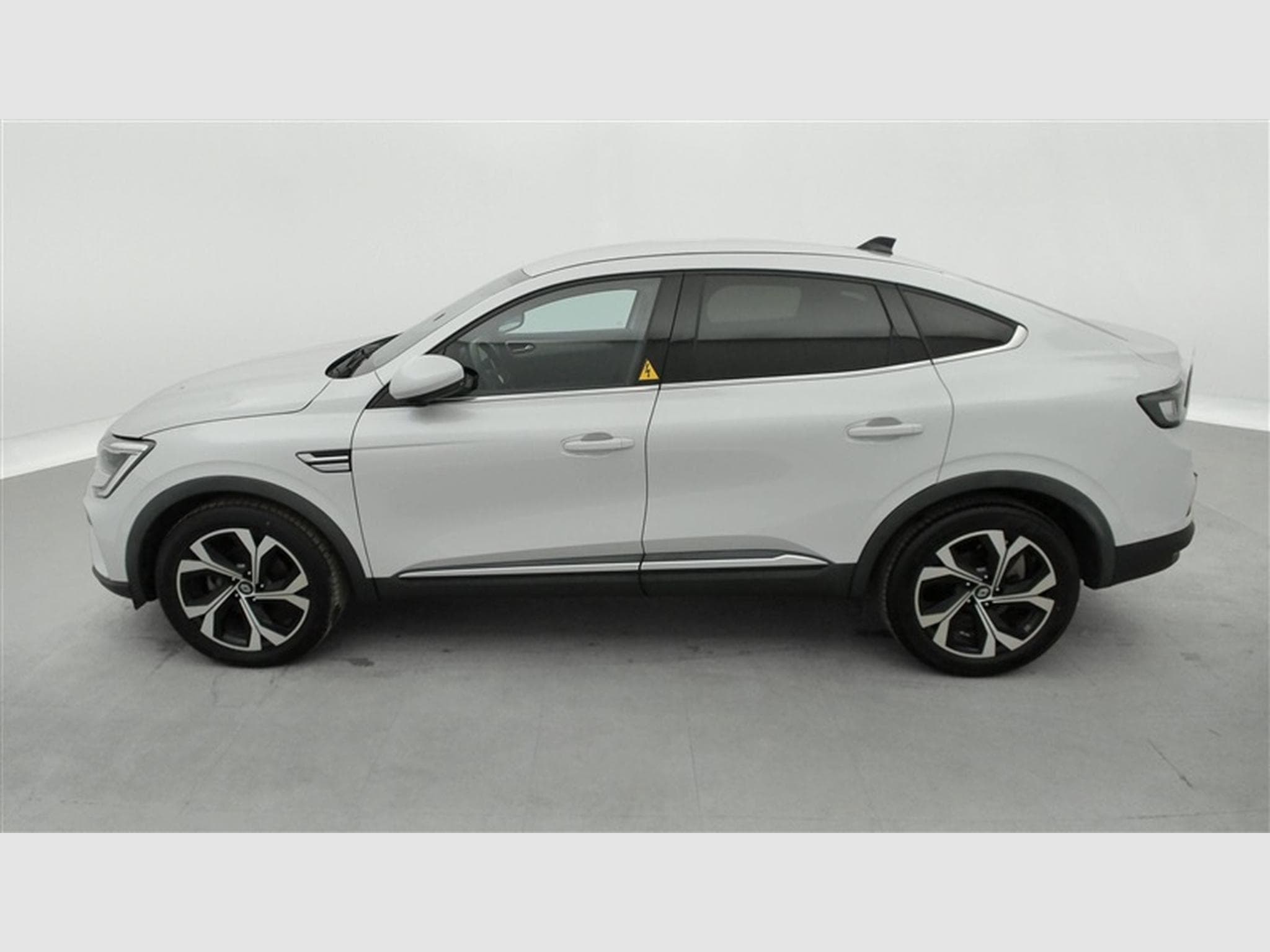 Renault Arkana 1.3 TCe MHEV TECHNO EDC (2024) - Foto 3