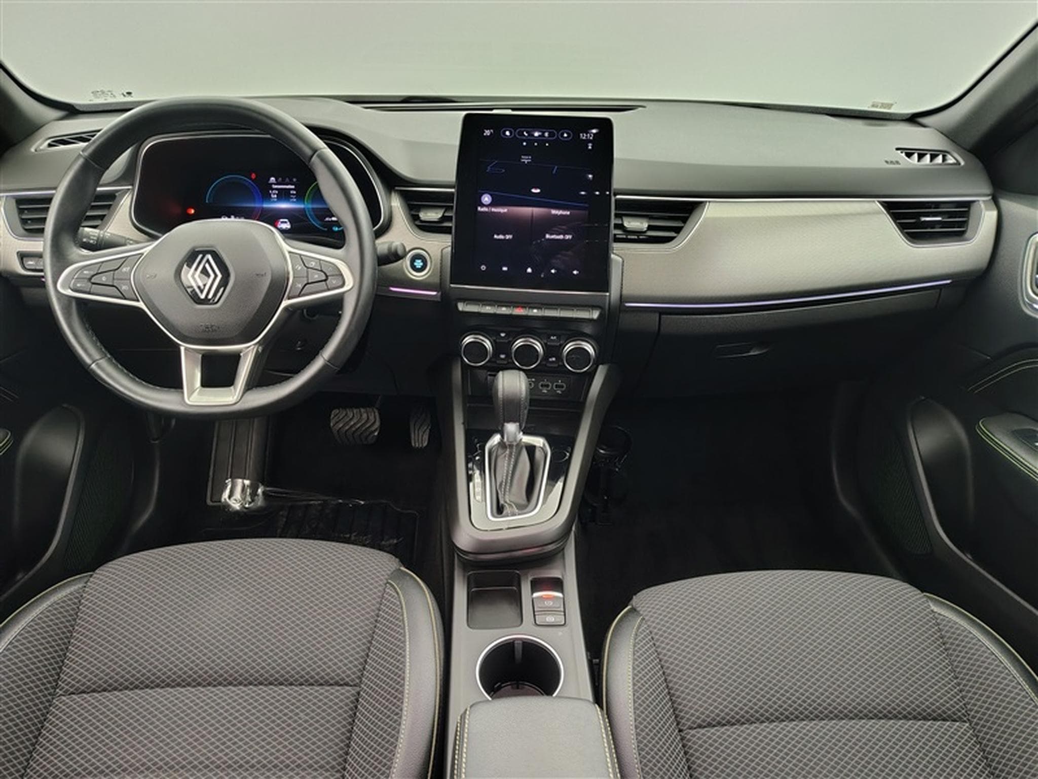 Renault Arkana 1.3 TCe MHEV TECHNO EDC (2024) - Foto 8