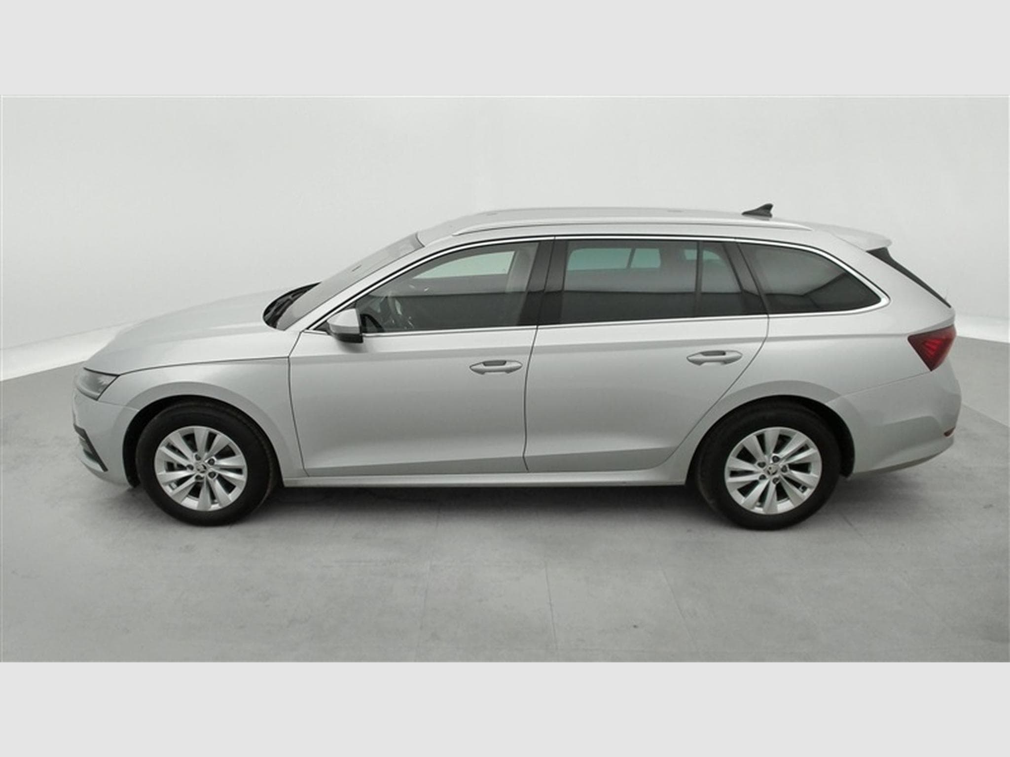 Skoda Octavia 1.0 TSI eTec MHE DSG  Navi/CarPlay/Led (2023) - Foto 3