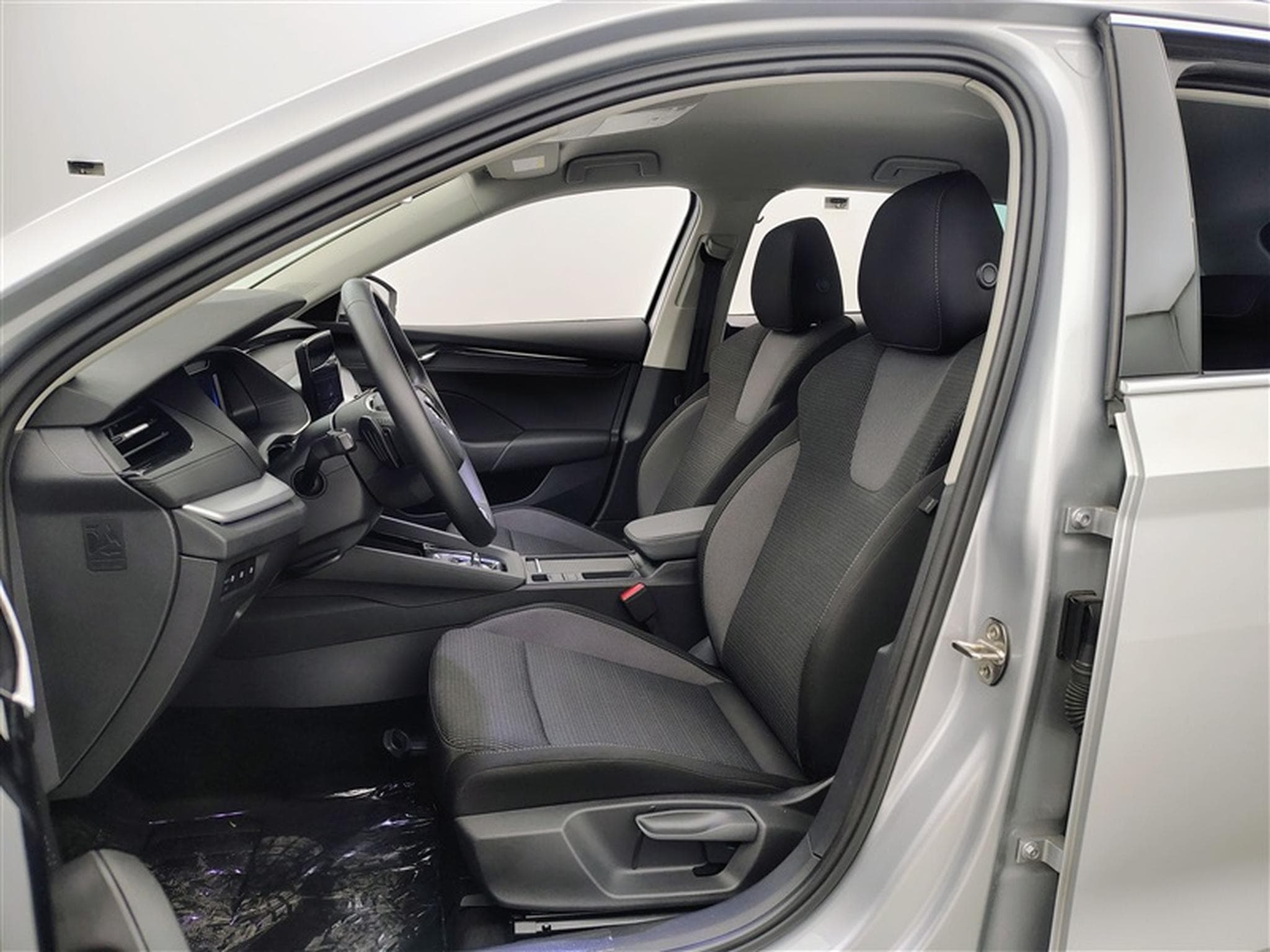 Skoda Octavia 1.0 TSI eTec MHE DSG  Navi/CarPlay/Led (2023) - Foto 7