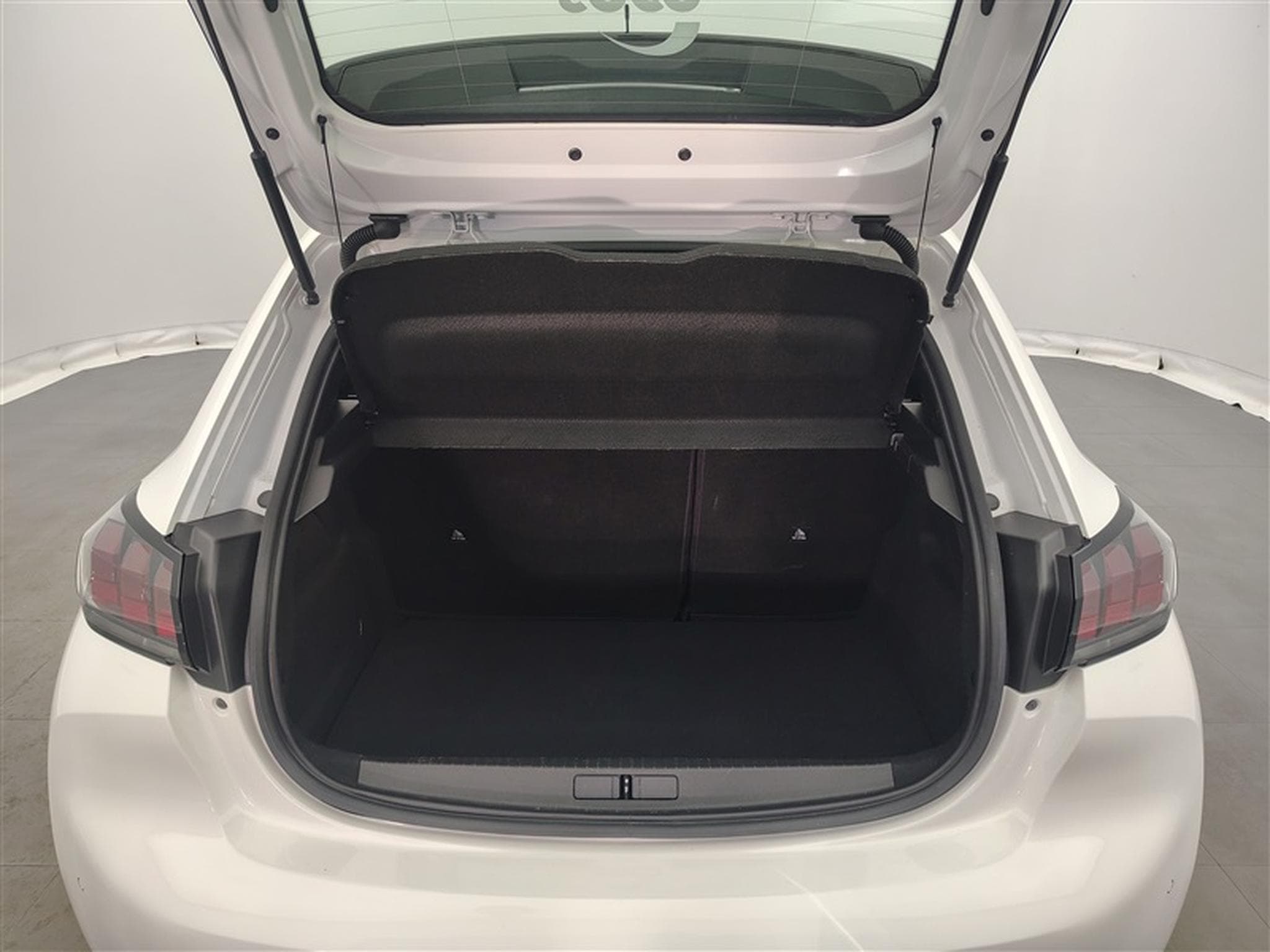 Peugeot 208 1.2i PureTech Active MIRRORLINK / PDC AR / JA 16" (2022) - Foto 14