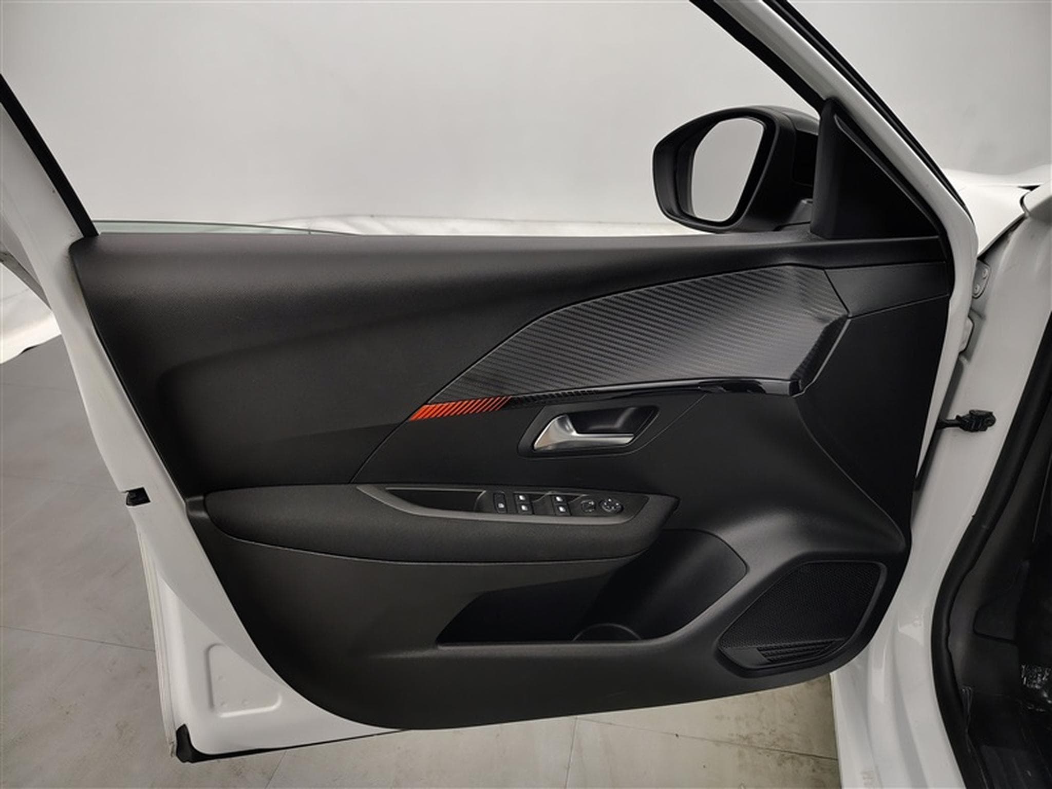 Peugeot 208 1.2i PureTech Active MIRRORLINK / PDC AR / JA 16" (2022) - Foto 16