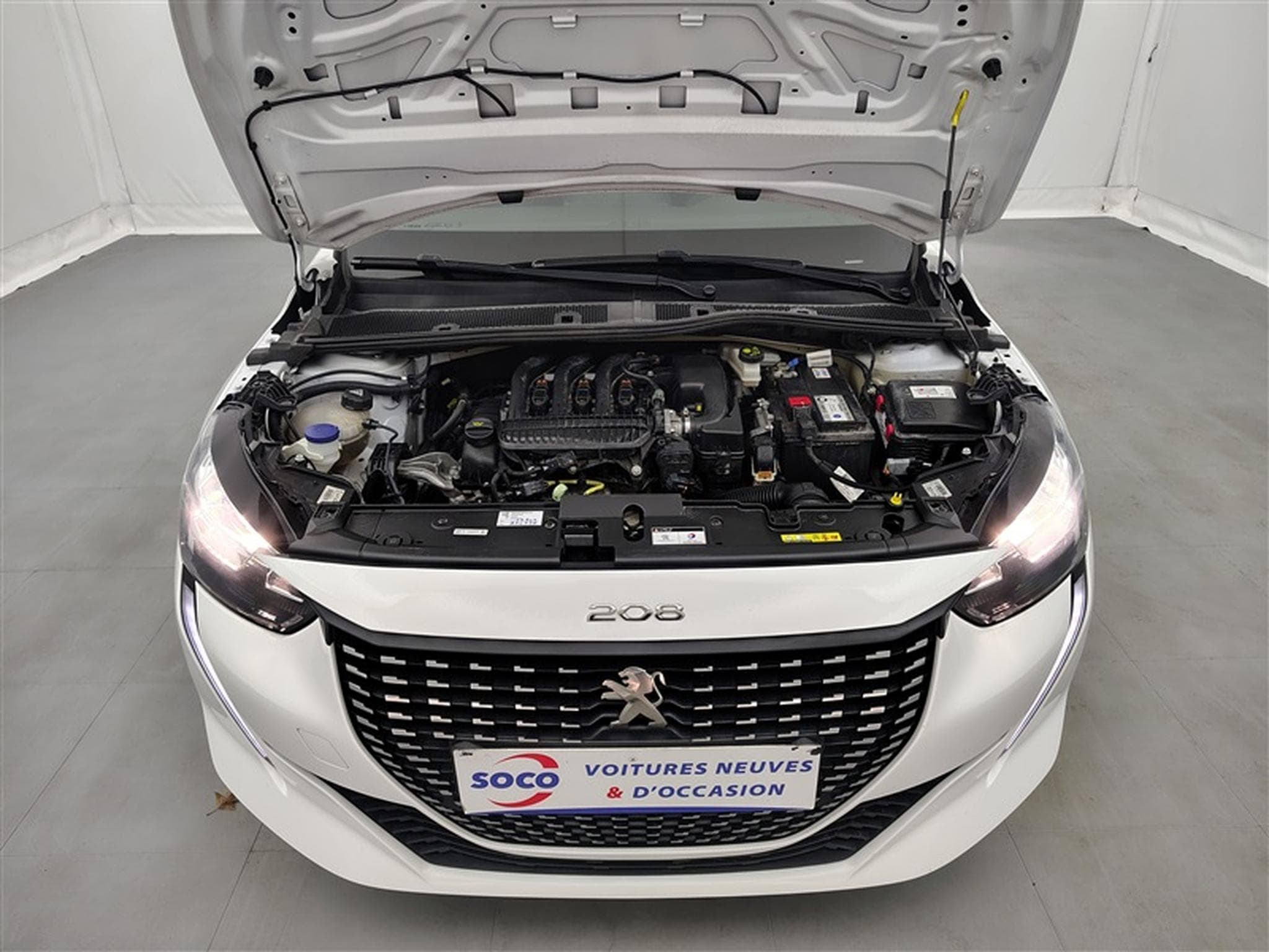 Peugeot 208 1.2i PureTech Active MIRRORLINK / PDC AR / JA 16" (2022) - Foto 18