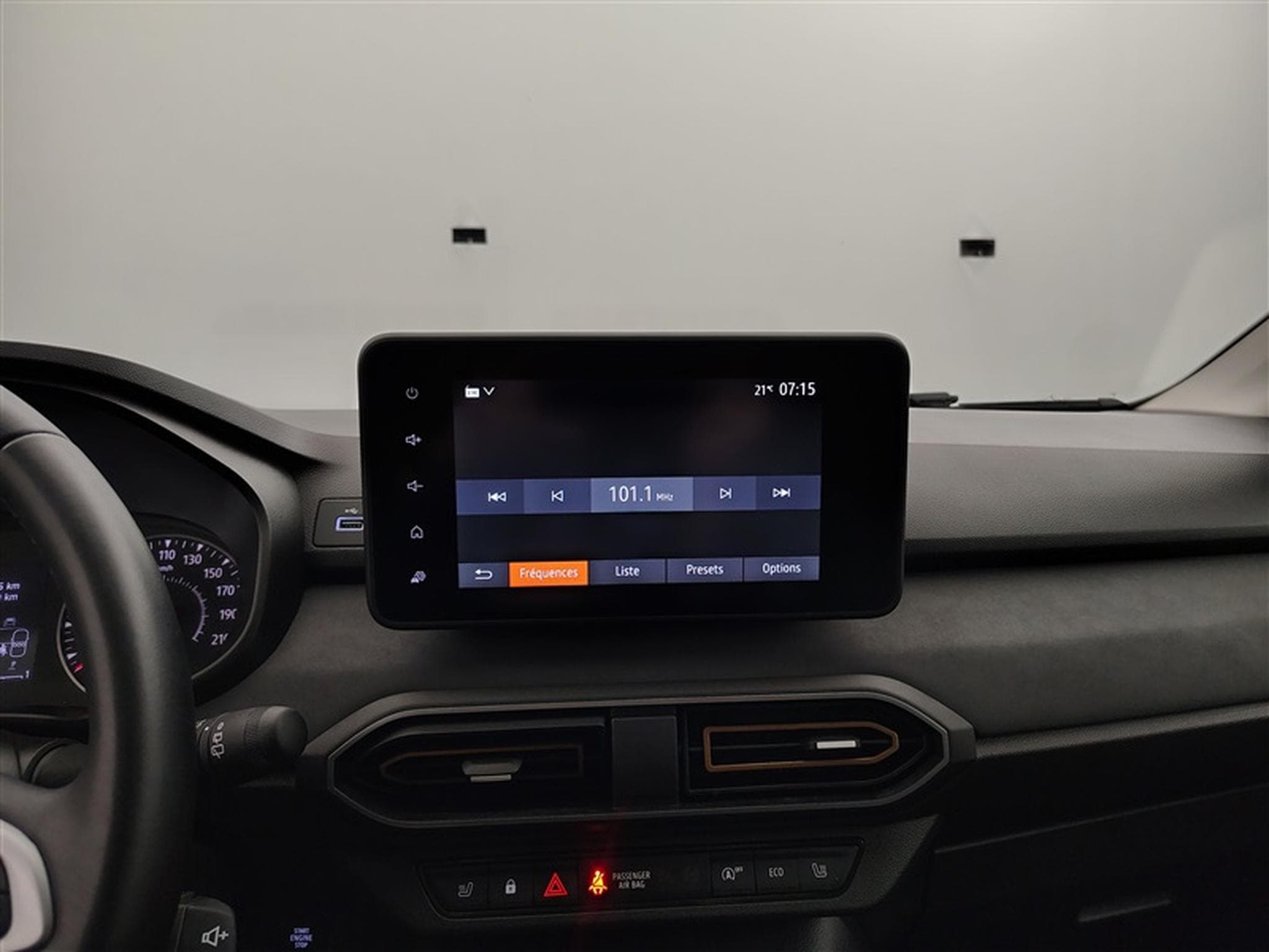 Dacia Jogger 1.0 TCe Expression 7pl. (2024) - Foto 11