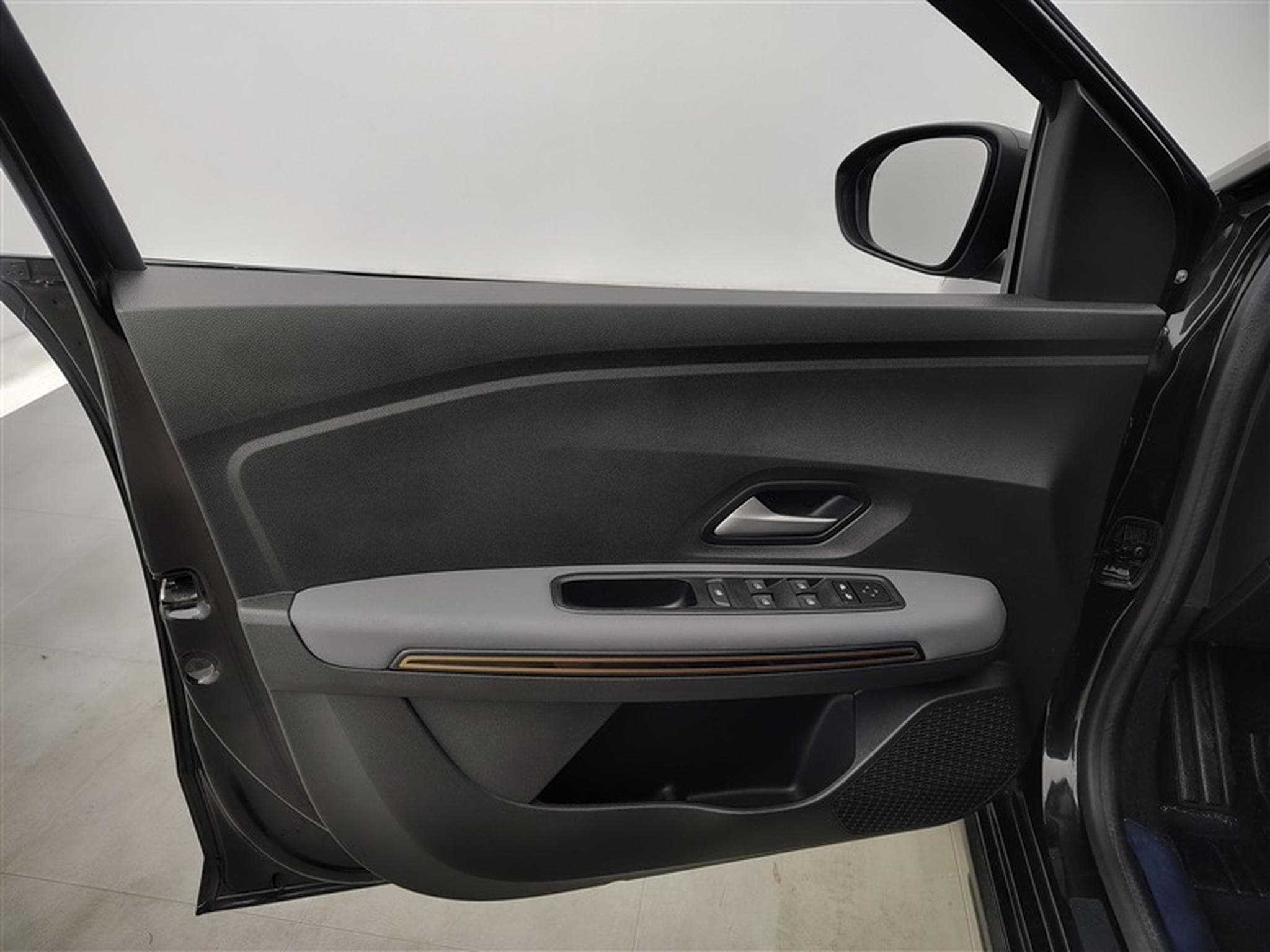 Dacia Jogger 1.0 TCe Expression 7pl. (2024) - Foto 16