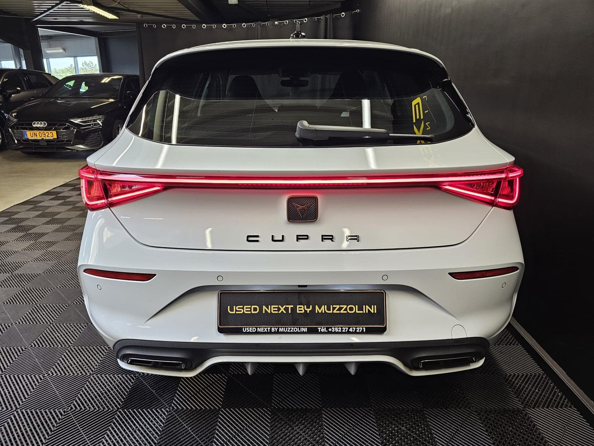 Cupra Leon 1.5 eTSI 110kW 7-speed automatic (2023) - Photo 4