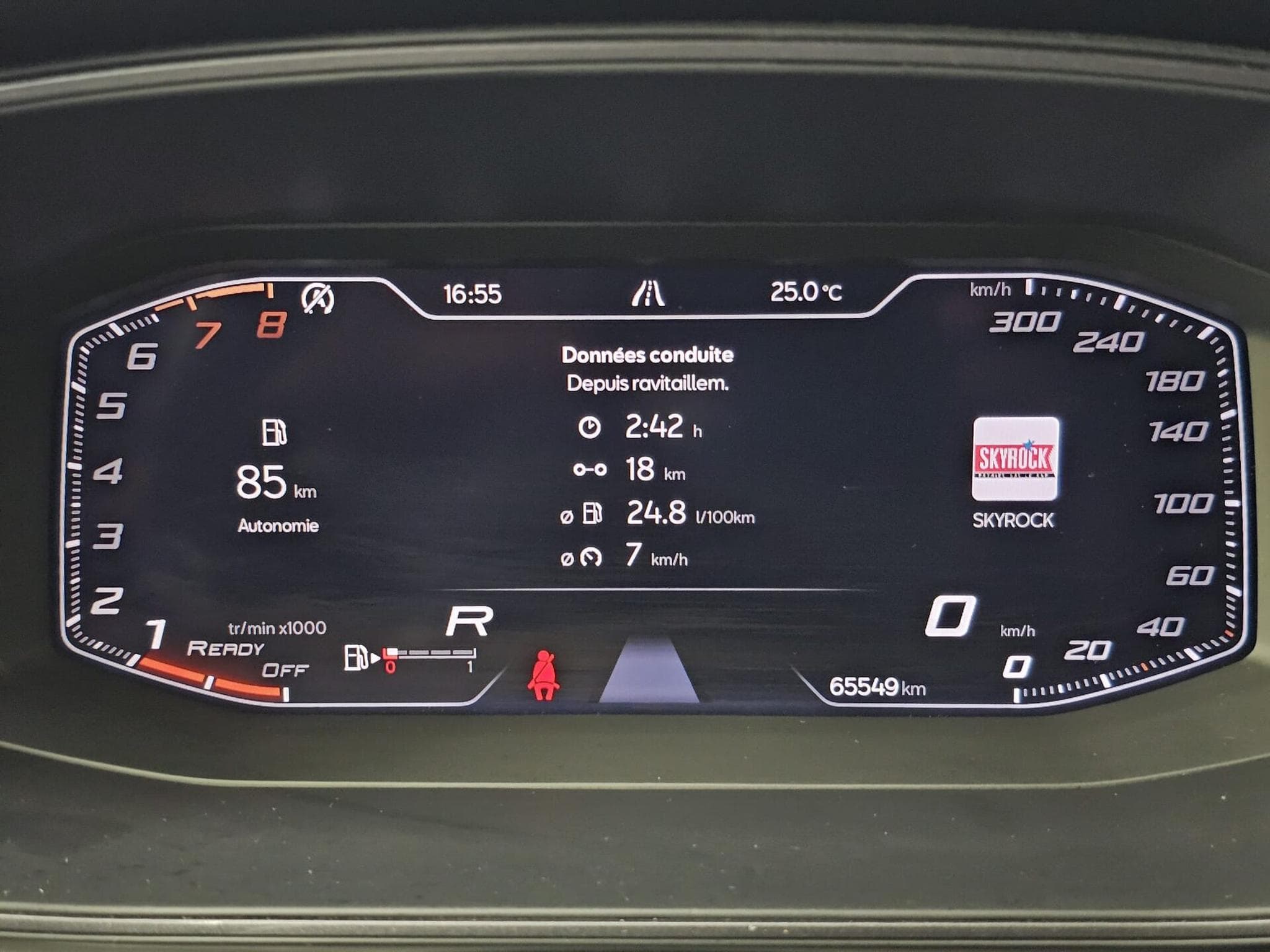 Cupra Leon 1.5 eTSI 110kW 7-speed automatic (2023) - Photo 9