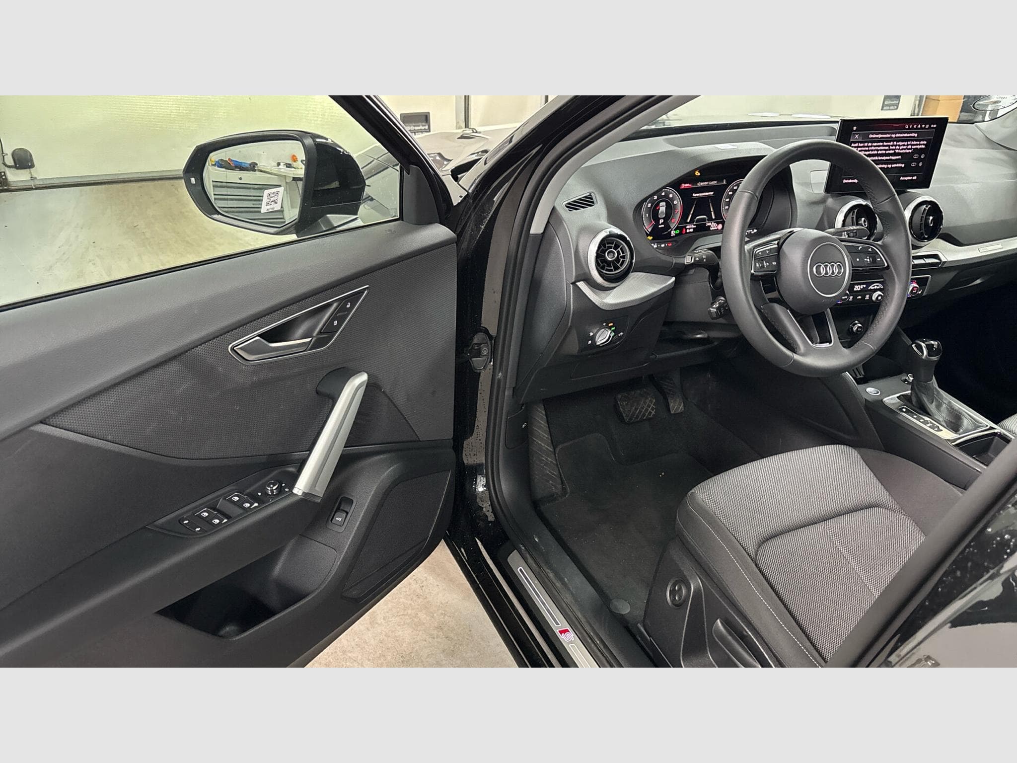Audi Q2 35 TFSI 150cv S-line S-tronic (2026) - Foto 9