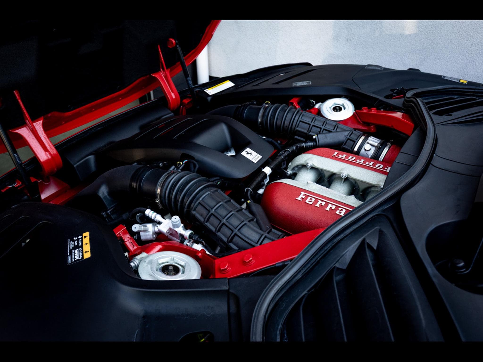 Ferrari Purosangue 6.5 V12 725 CH - FULL CARBON EXT - ROSSO CORSA - NOVITEC EXH (2025) - Foto 24