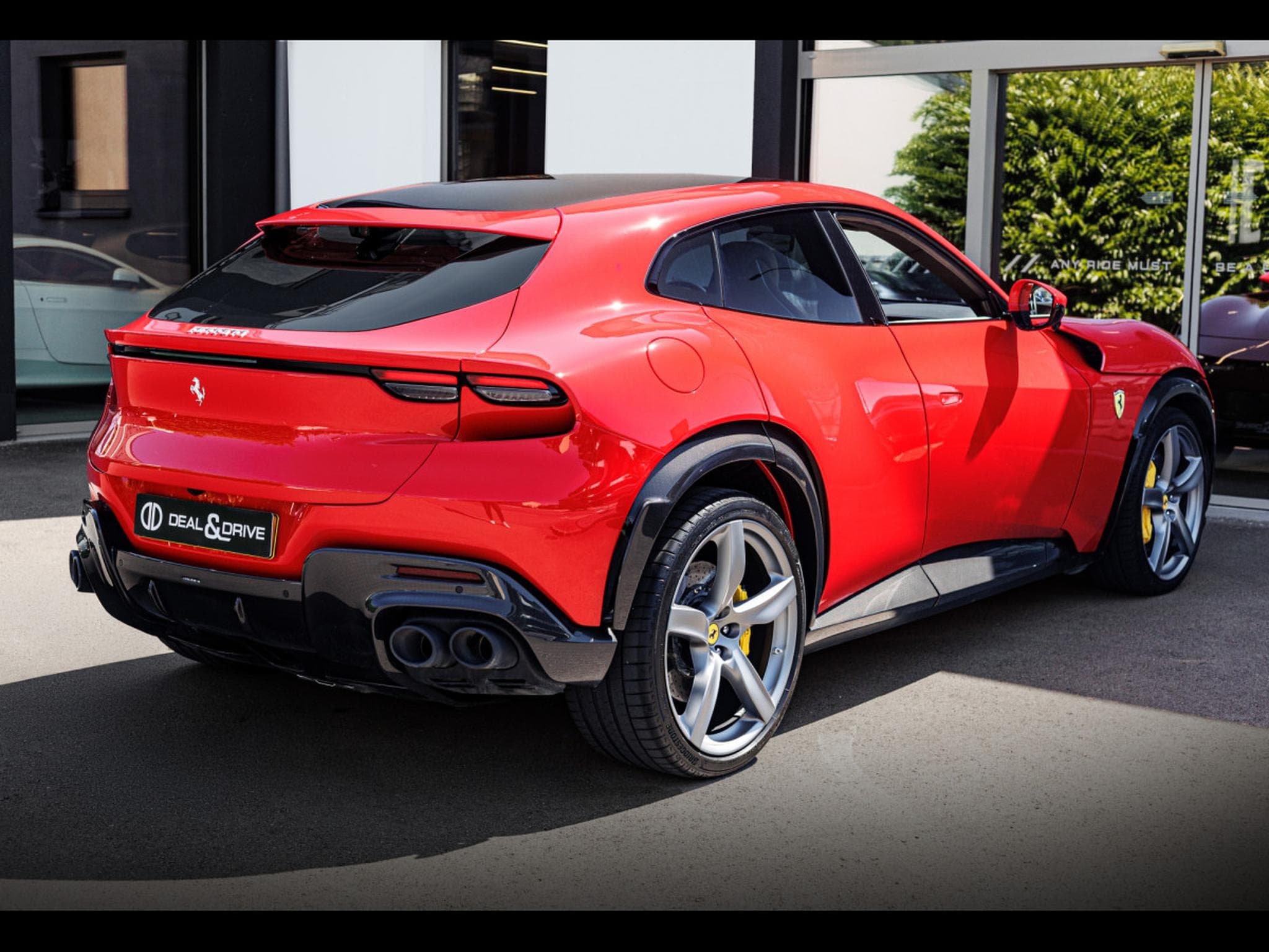 Ferrari Purosangue 6.5 V12 725 CH - FULL CARBON EXT - ROSSO CORSA - NOVITEC EXH (2025) - Foto 7