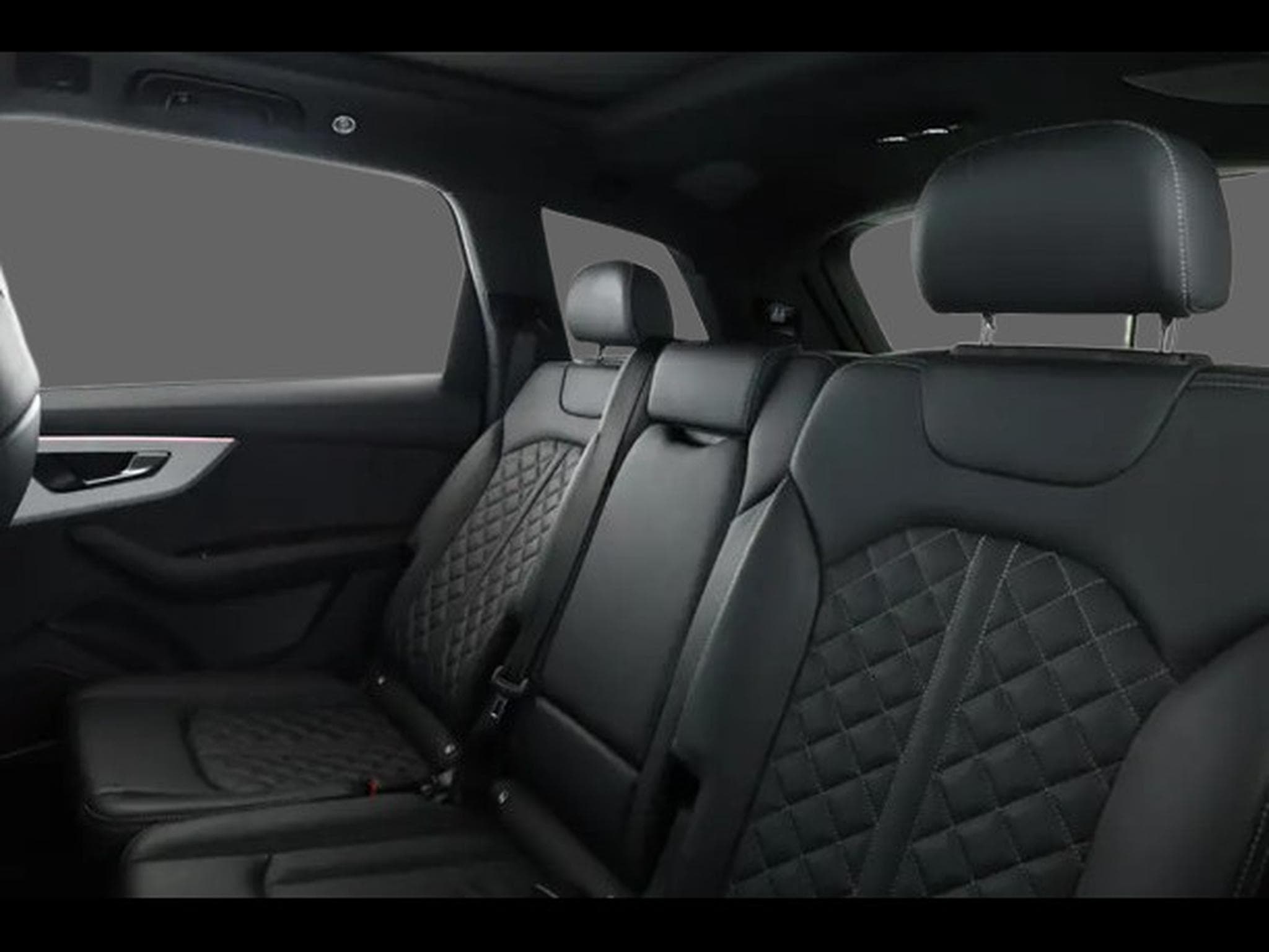 Audi SQ7 TFSI Facelift 7S (2024) - Foto 9
