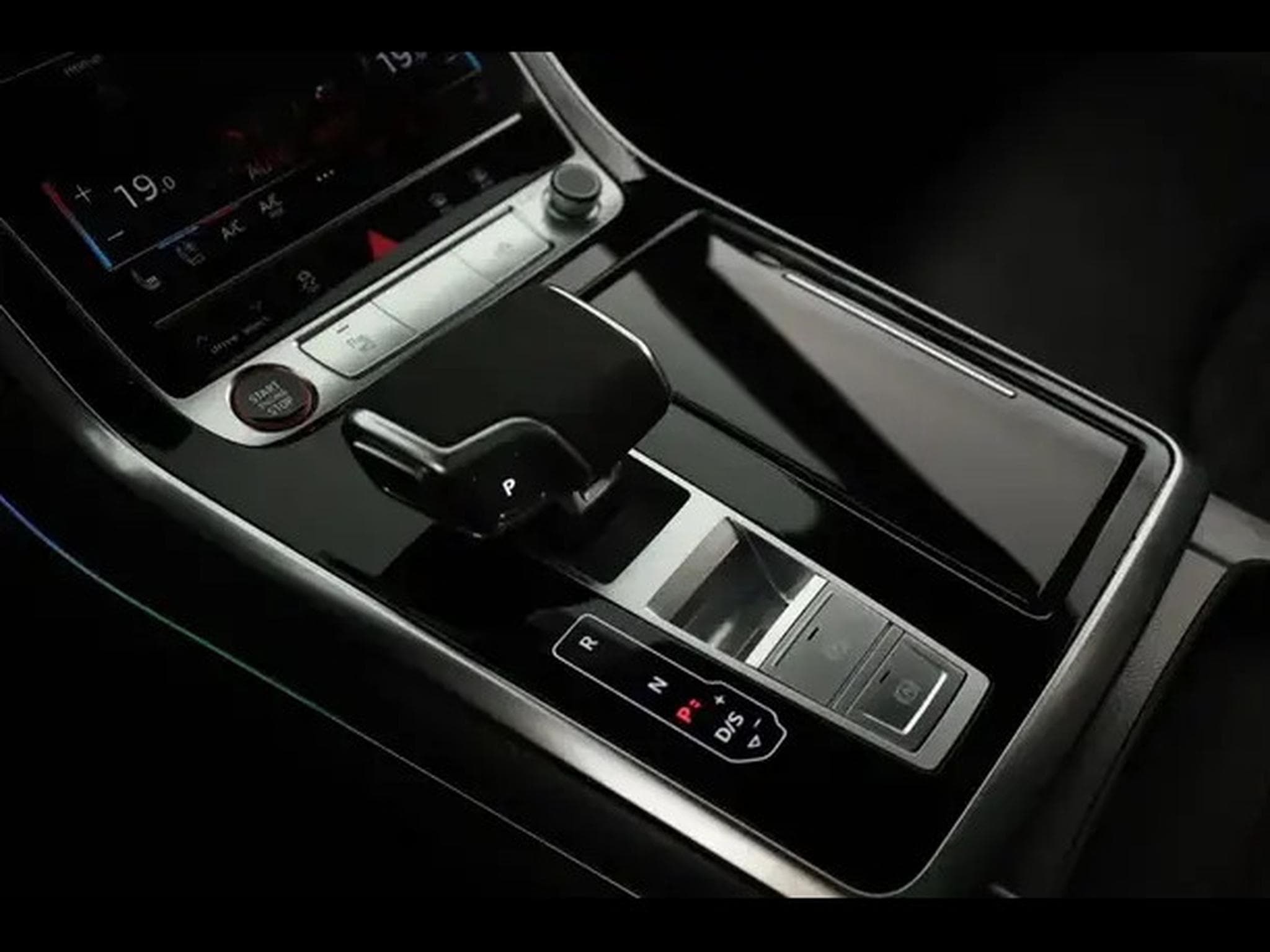 Audi RSQ8 SUV PERFORMANCE (2025) - Foto 12
