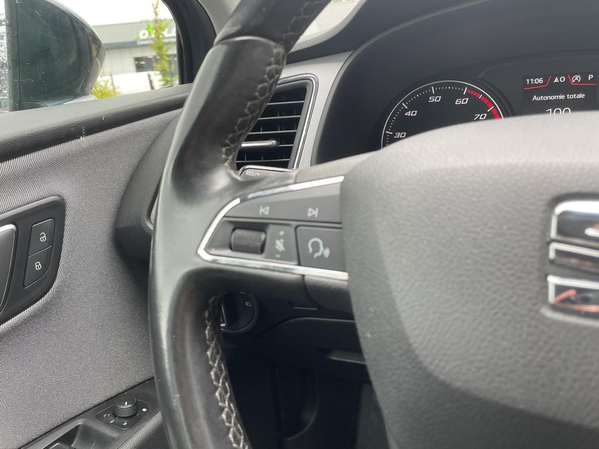 Seat Leon 1.5 TGI 130 STYLE BUSINESS DSG7 (2021) - Foto 12
