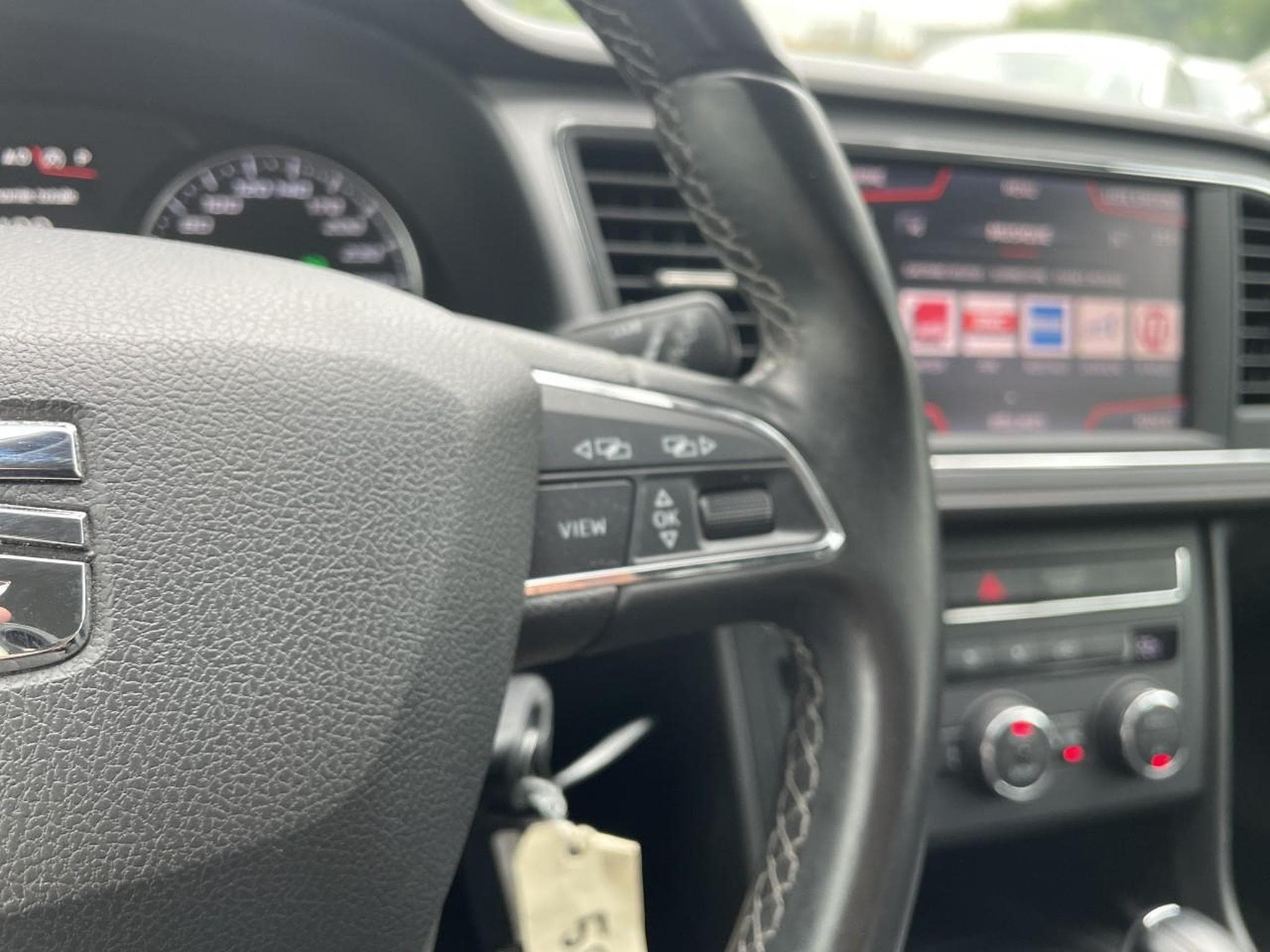 Seat Leon 1.5 TGI 130 STYLE BUSINESS DSG7 (2021) - Foto 13