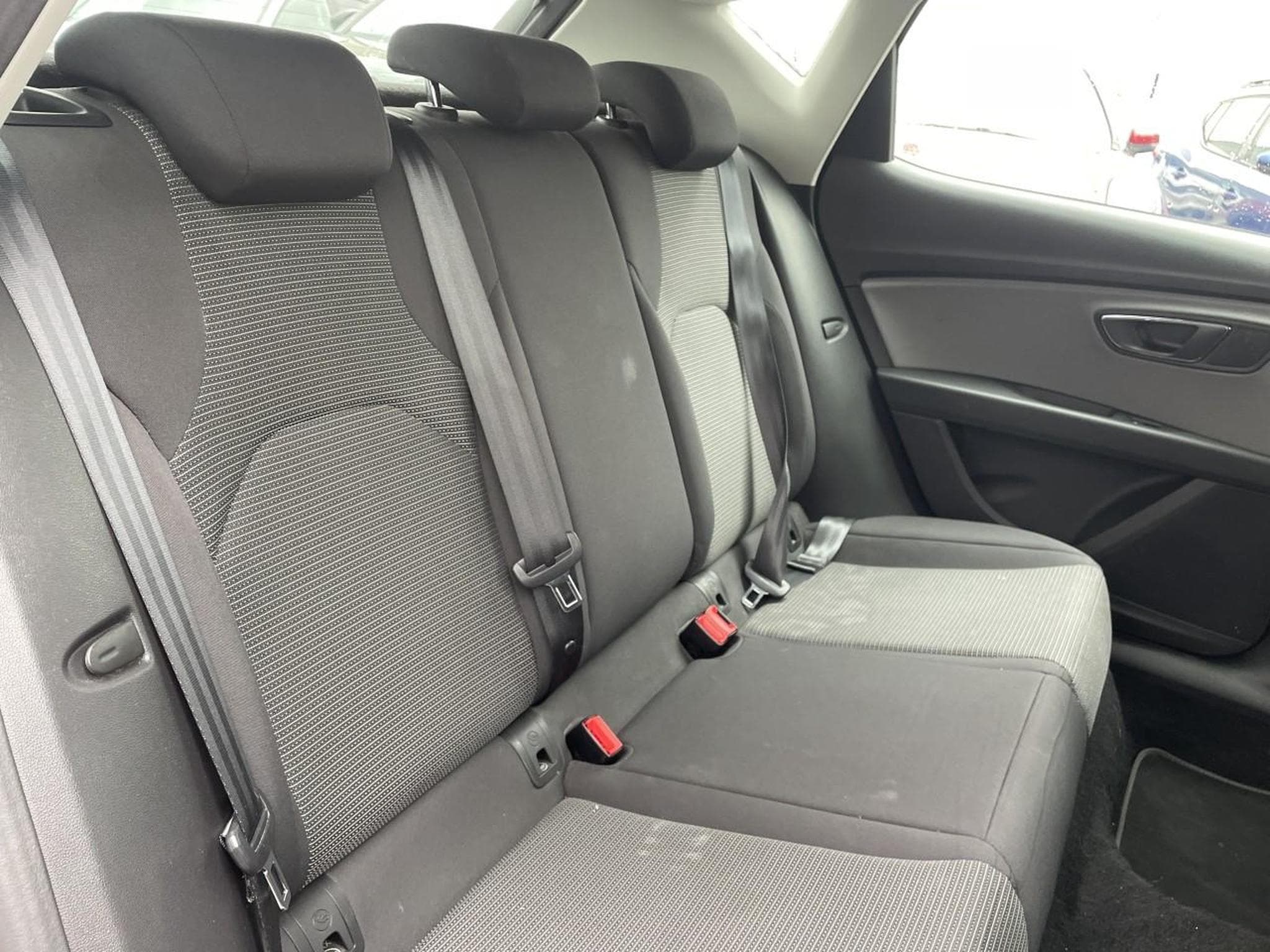 Seat Leon 1.5 TGI 130 STYLE BUSINESS DSG7 (2021) - Foto 16
