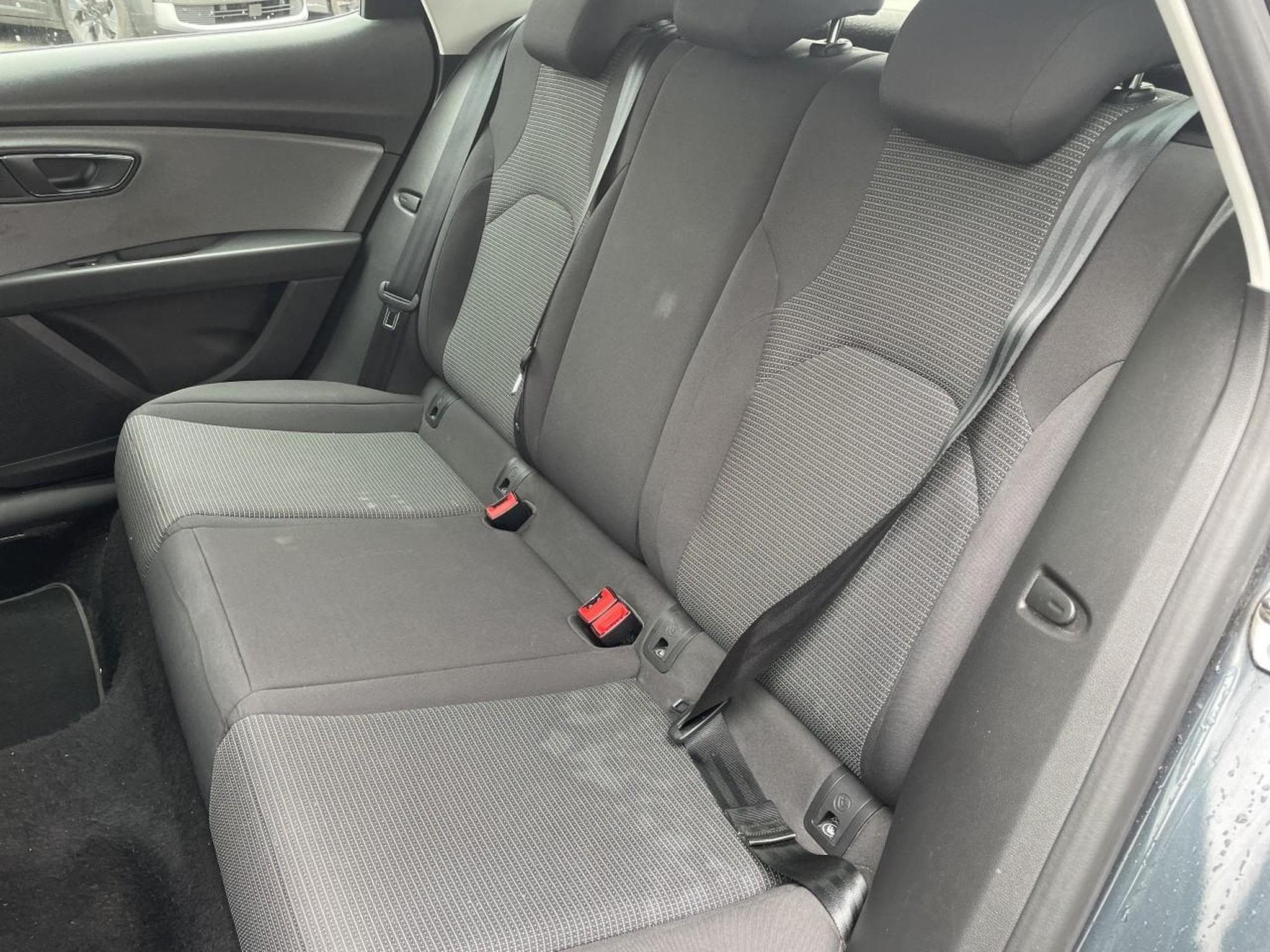 Seat Leon 1.5 TGI 130 STYLE BUSINESS DSG7 (2021) - Foto 17