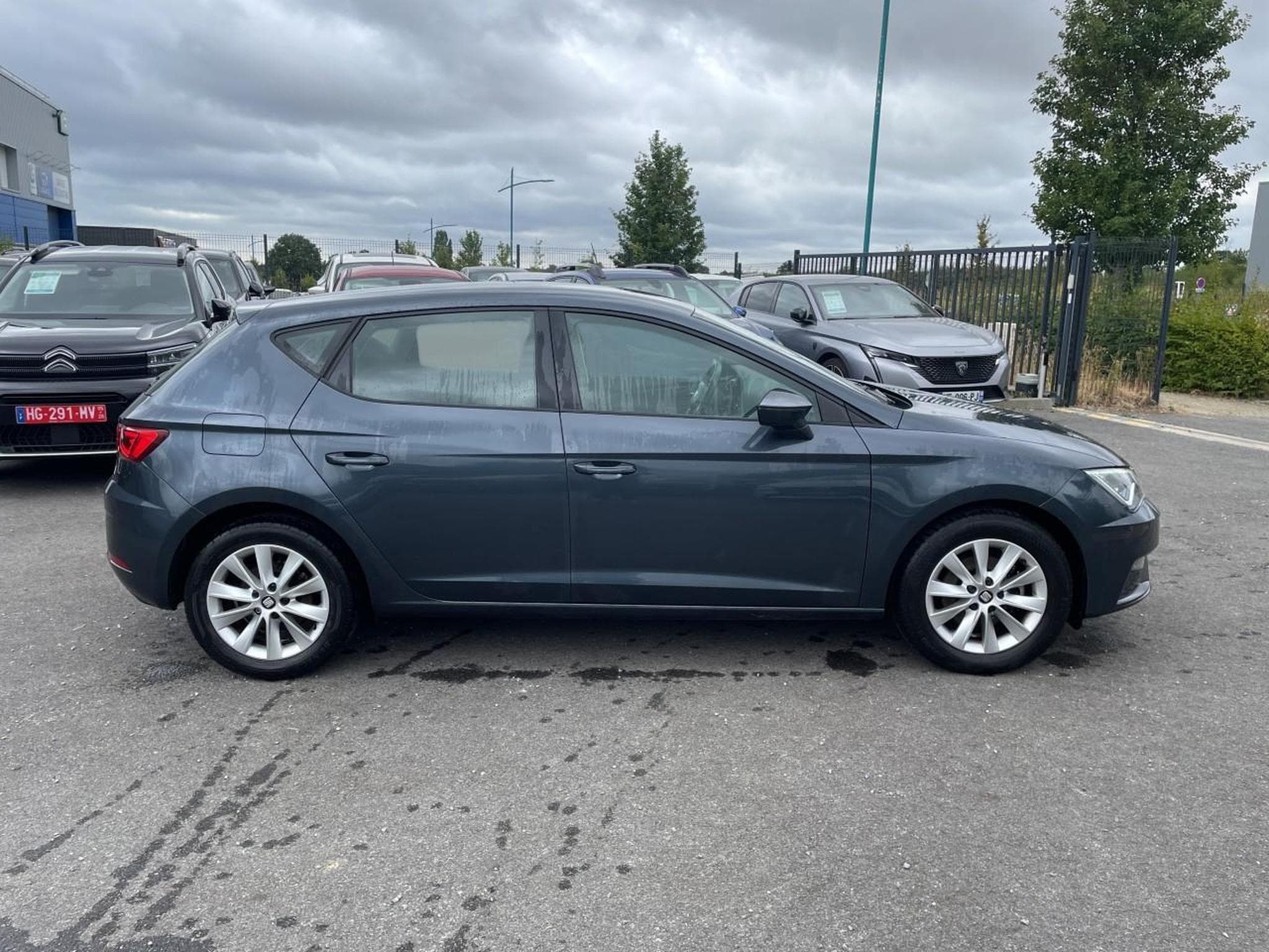 Seat Leon 1.5 TGI 130 STYLE BUSINESS DSG7 (2021) - Foto 4
