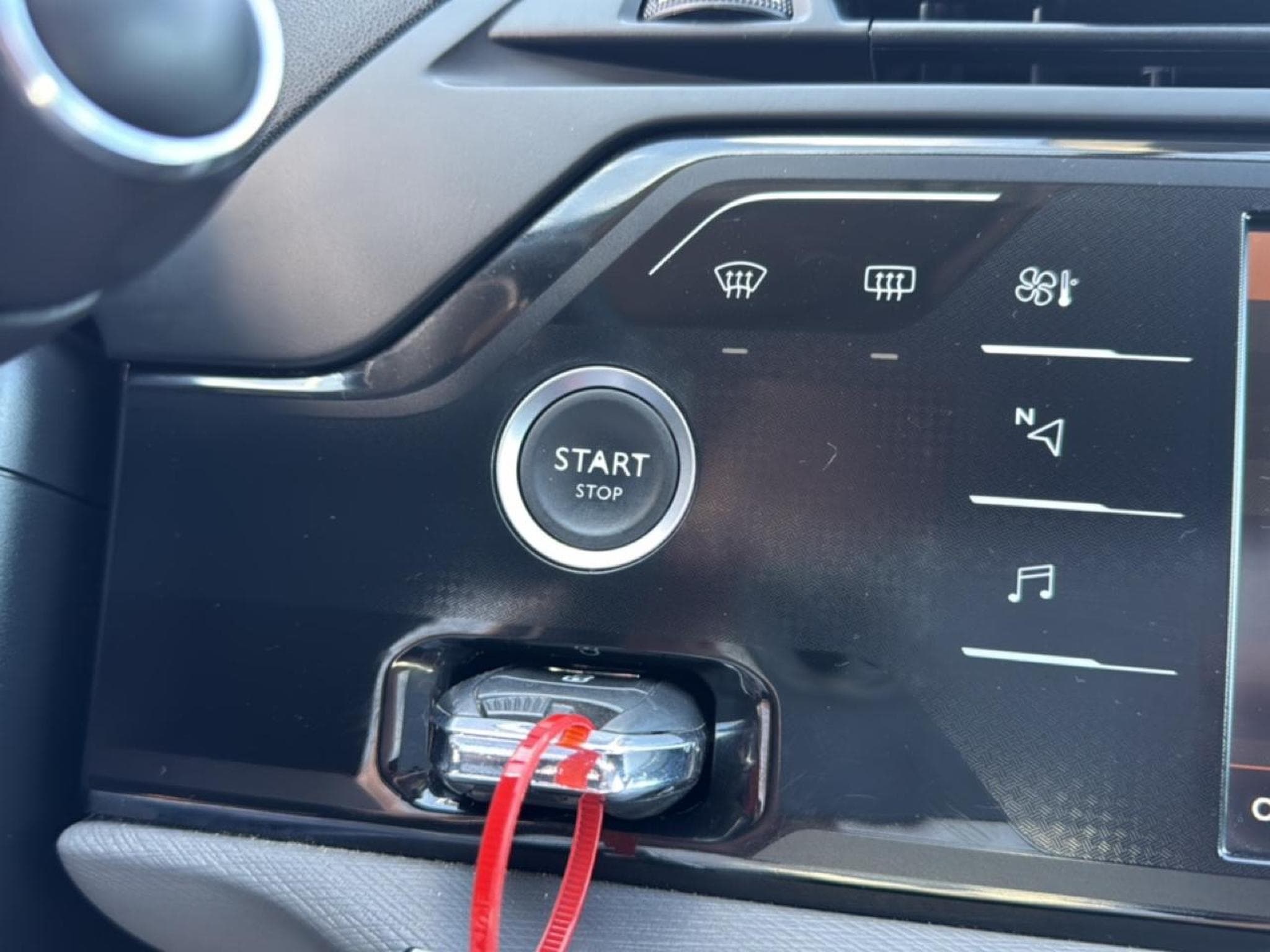 Citroen GRAND C4 SPACETOURER PURETECH 130 FEEL EAT8 (2021) - Foto 12
