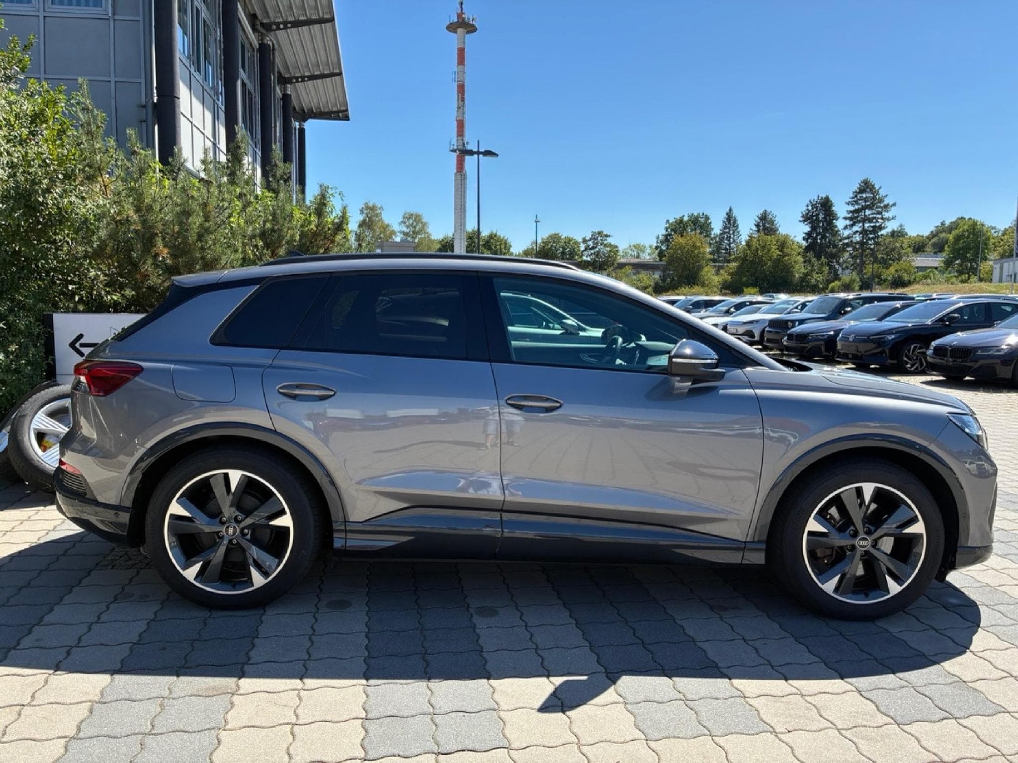 Audi Q4 e-tron Q4 40 e-tron basis SOH 98 % (2022) - Foto 4