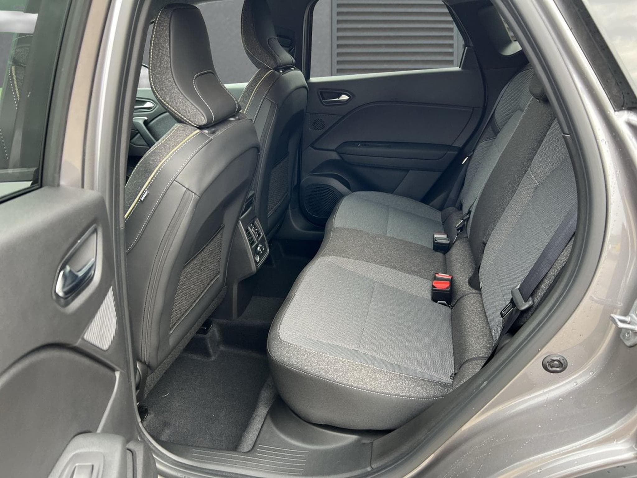 Renault Captur Techno (2026) - Foto 6