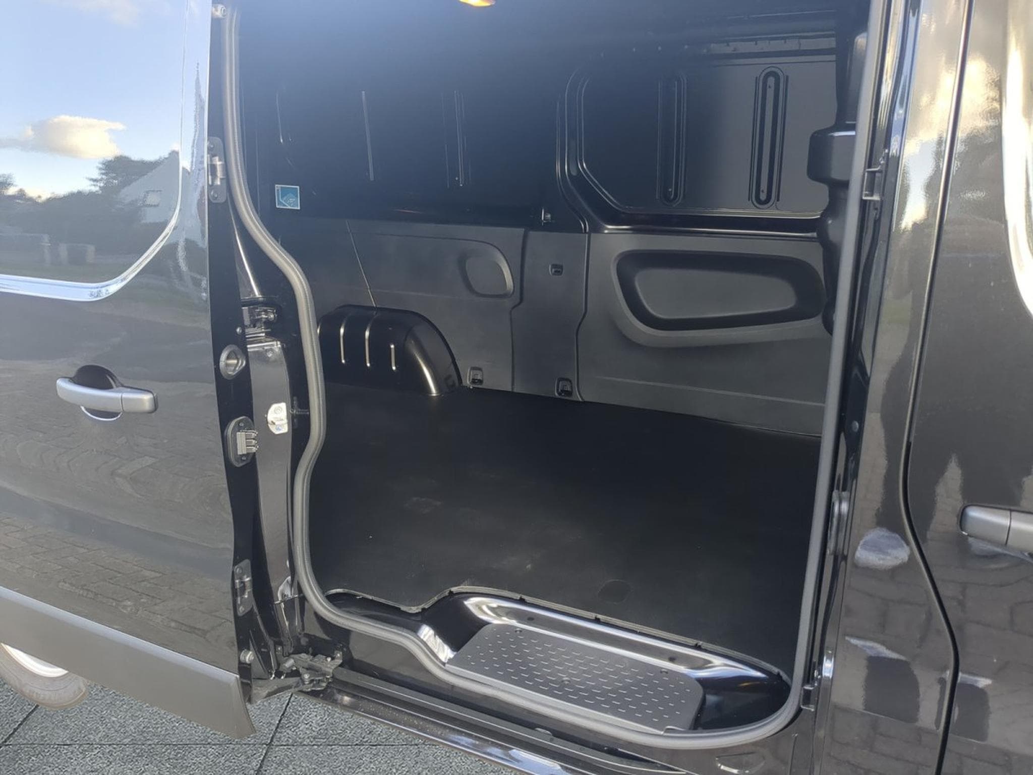 Renault Trafic EXTRA L2H1 (2025) - Foto 6